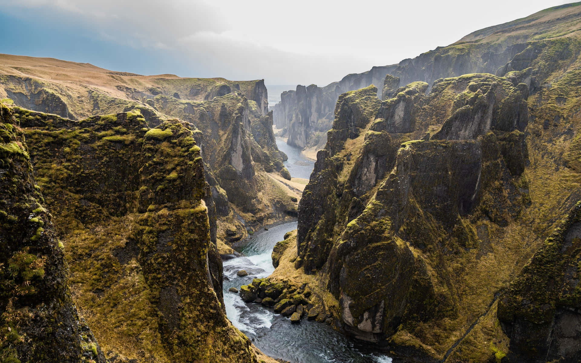 River In Iceland Desktop Wallpaper