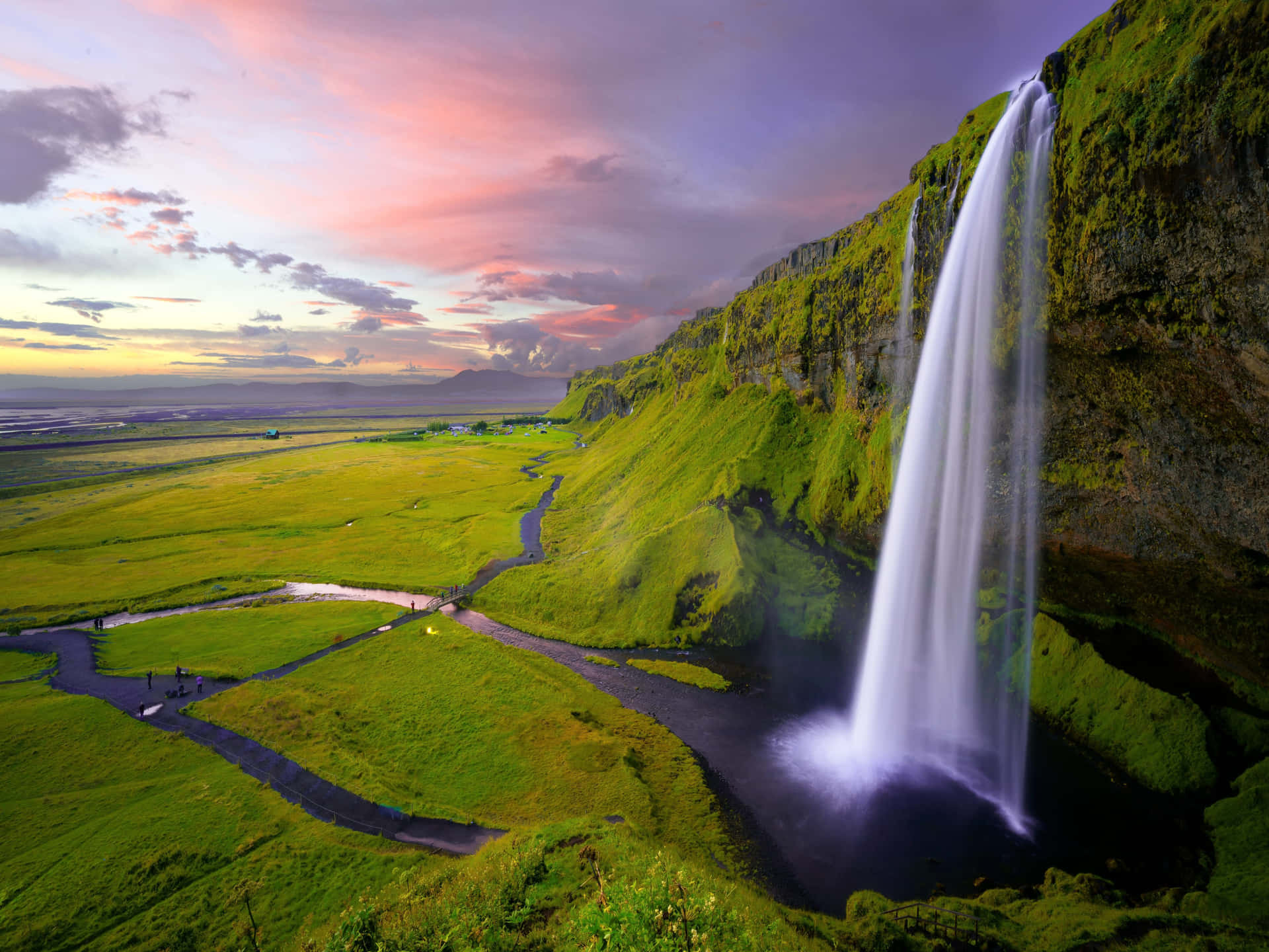 Visualisieredein Paradies Mit Einem Island-desktop-hintergrund. Wallpaper