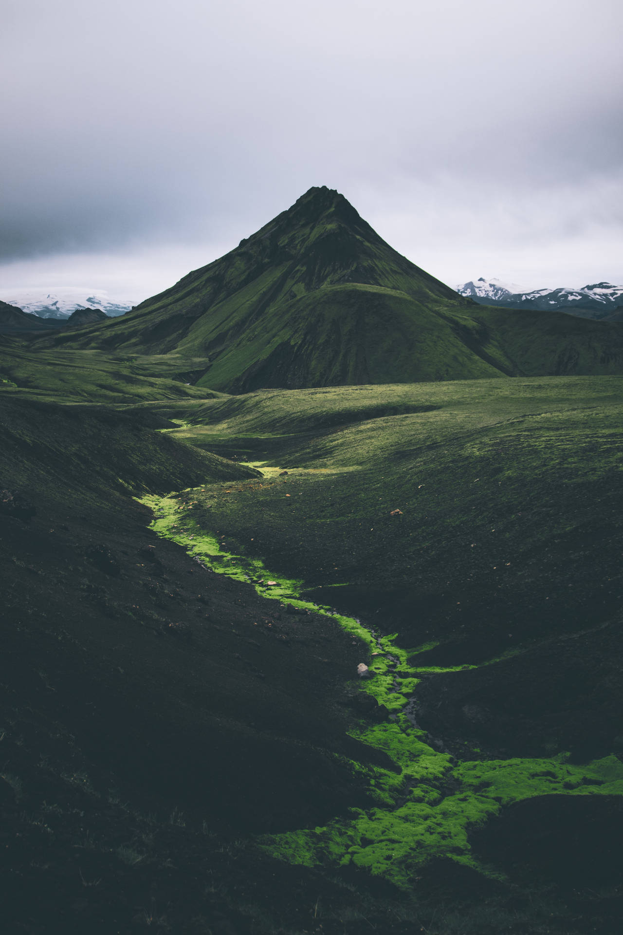 Iceland Green Valley Wallpaper