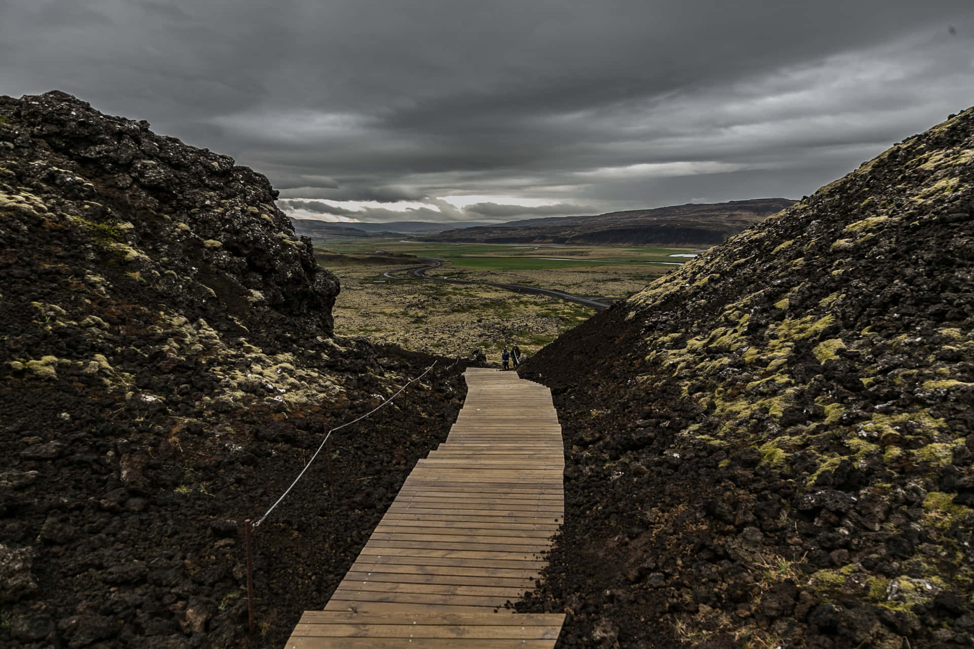 Contemplea Beleza Natural Da Islândia