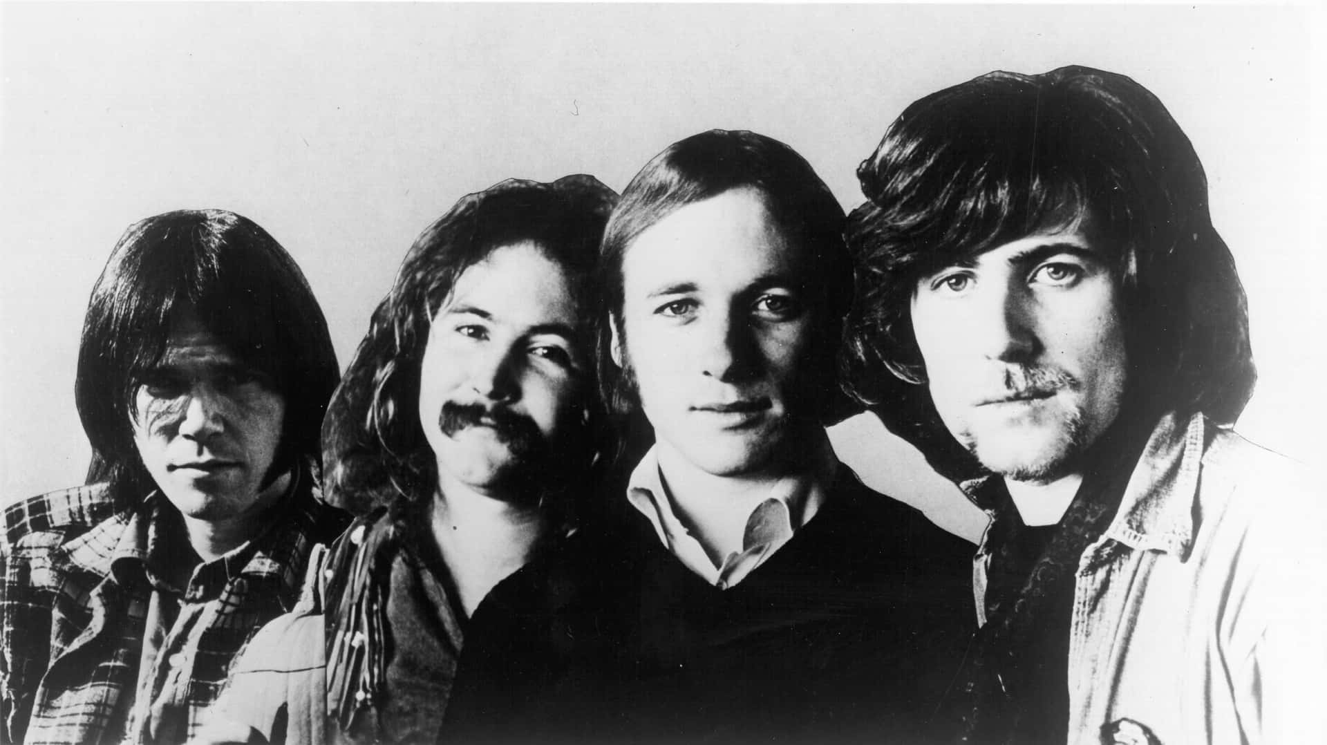 Iconic Crosby, Stills, And Nash On Stage Wallpaper