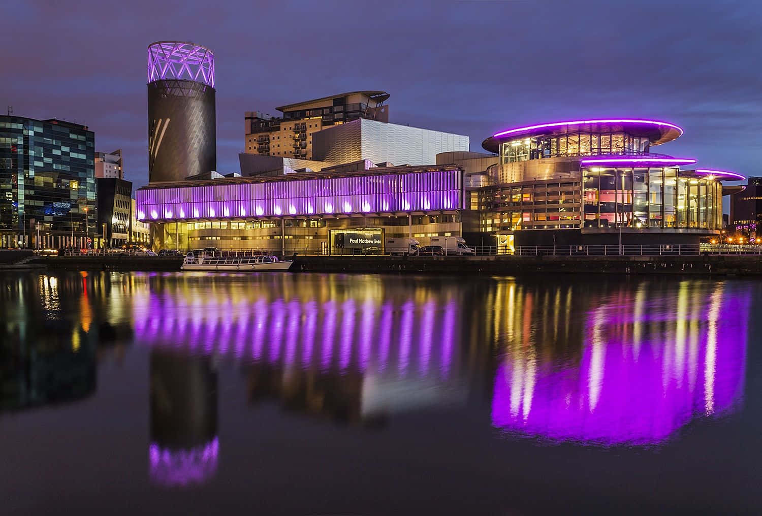 Download Iconic Salford Quays At Sunset. Wallpaper | Wallpapers.com