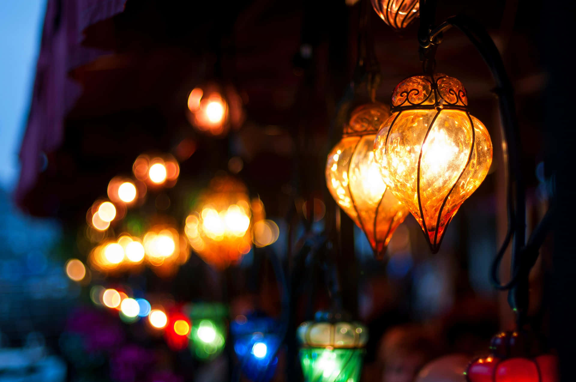 Illuminated Market Lanterns Wallpaper
