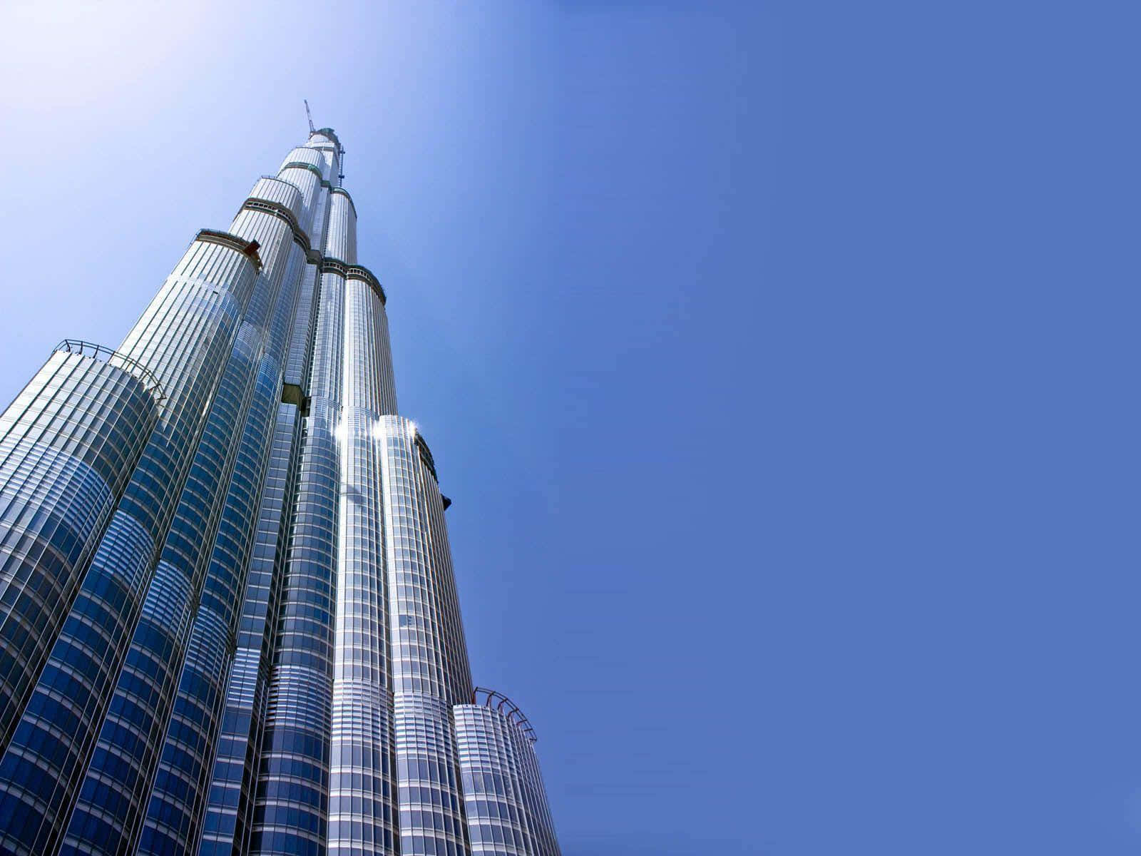 Ilmaestoso Burj Khalifa Che Trafigge Il Cielo