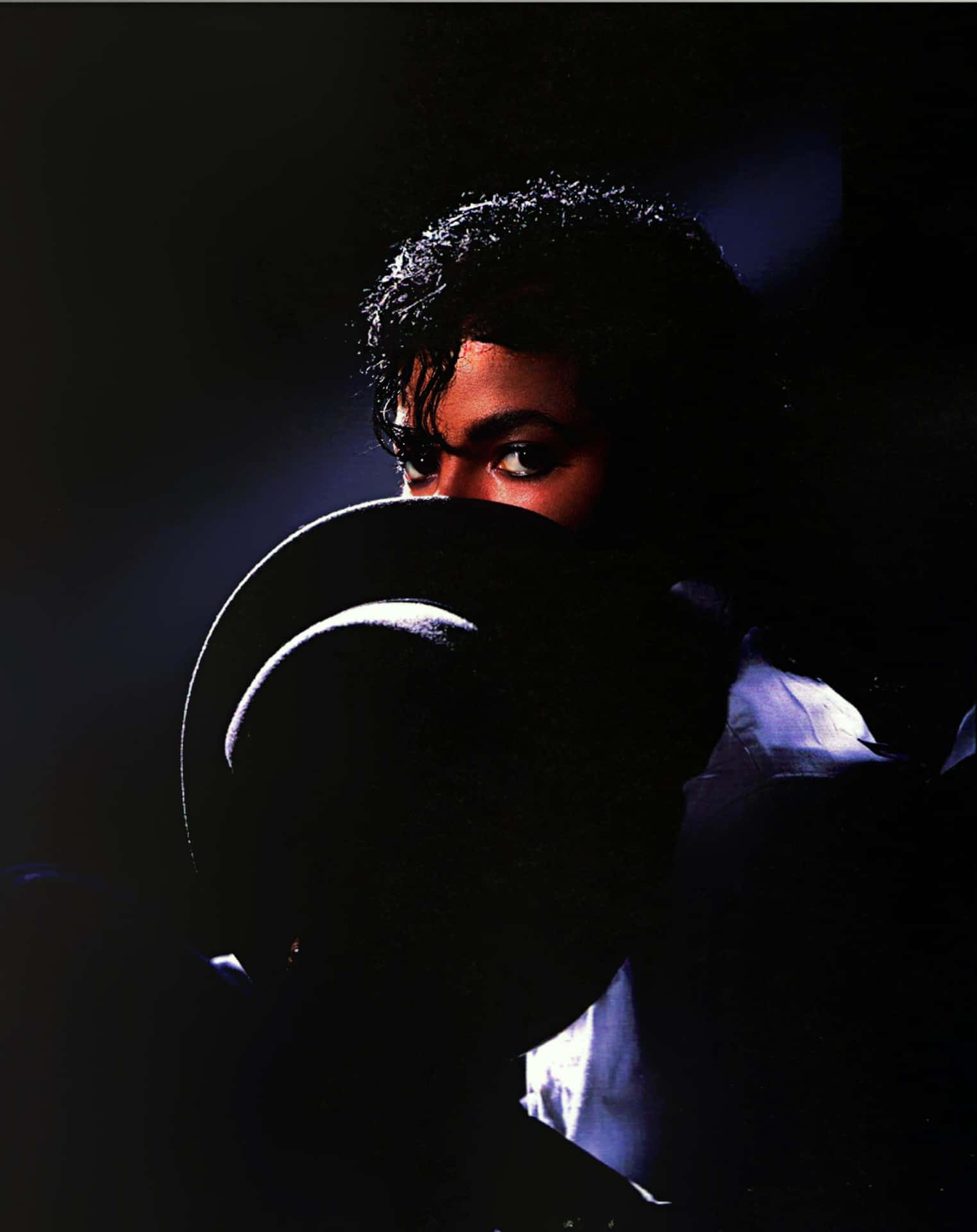 Ilre Del Pop Michael Jackson Incanta Il Mondo Con I Suoi Iconici Passi Di Danza.