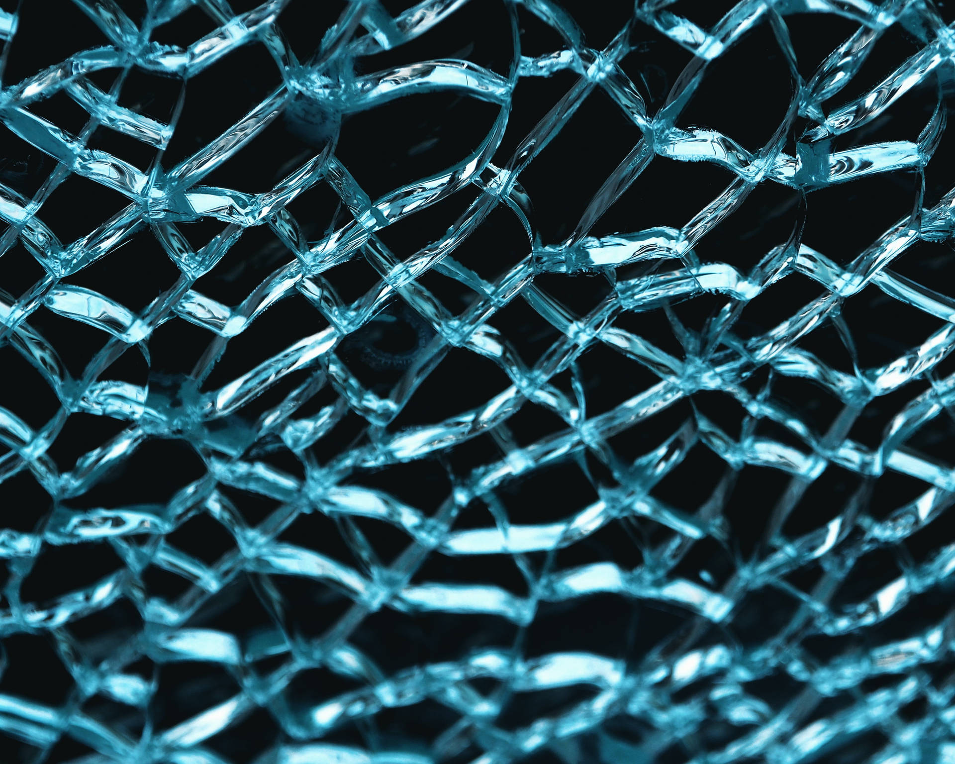Captivating Shatter: Patterns in Broken Glass Wallpaper