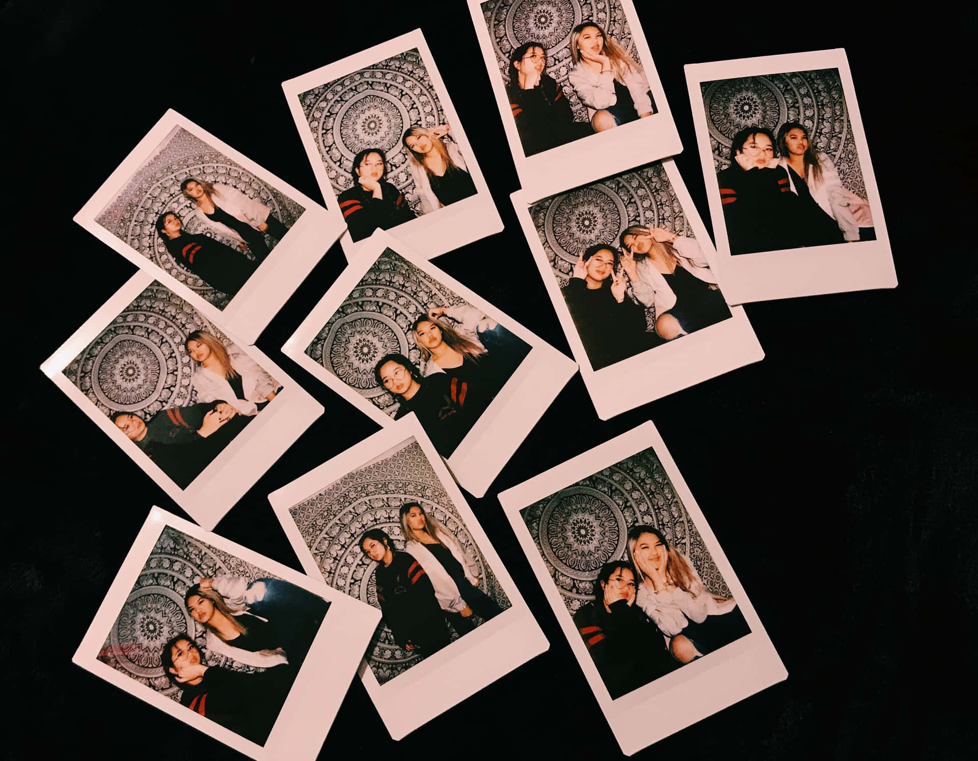Immaginedi Amicizia In Stile Polaroid