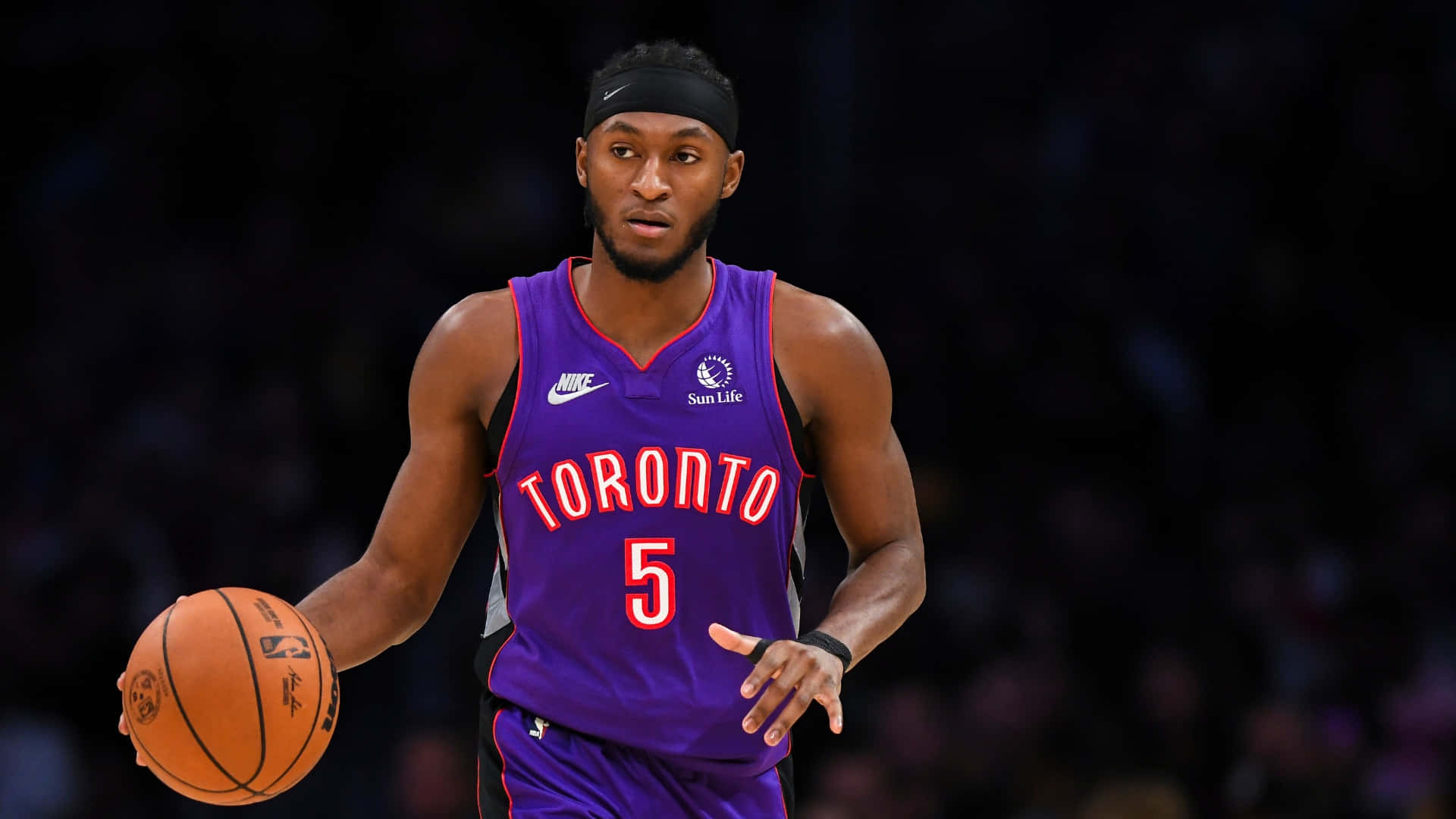 Acción De Baloncesto De Immanuel Quickley Fondo de pantalla