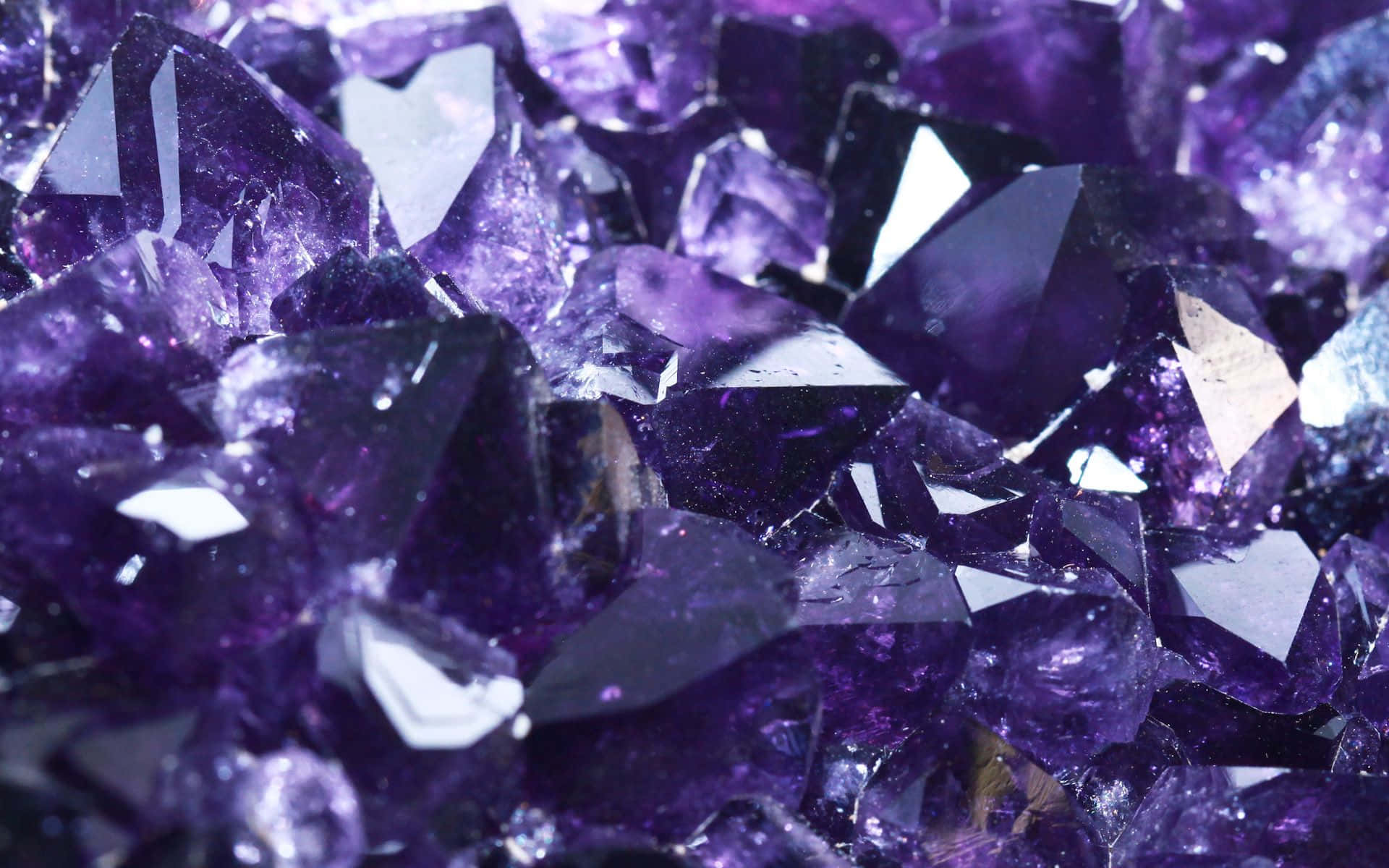Impresionantefondo De Cristal De Amatista Púrpura
