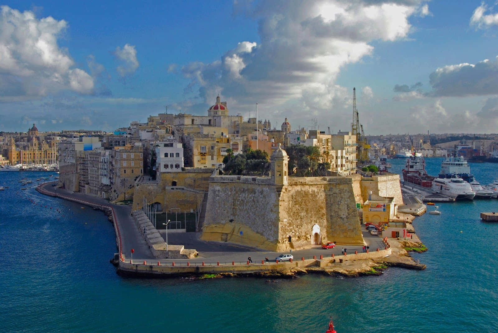 Impresionantevista De La Bahía De St. Julian's En Malta.