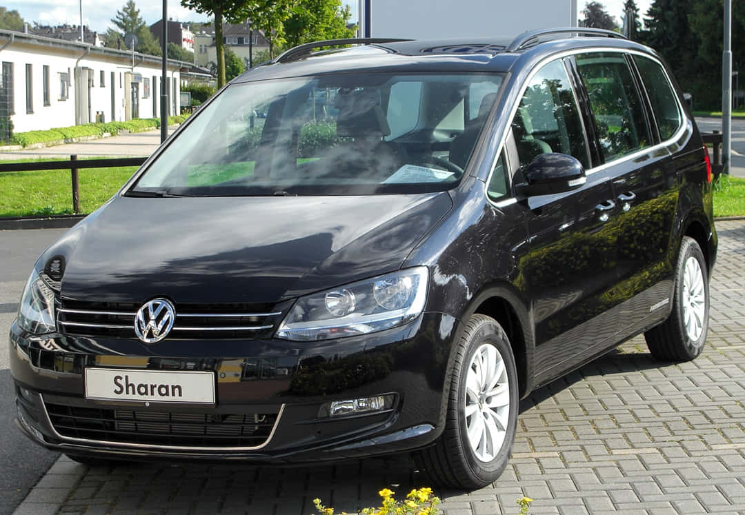 Impressive Volkswagen Sharan In Action Wallpaper