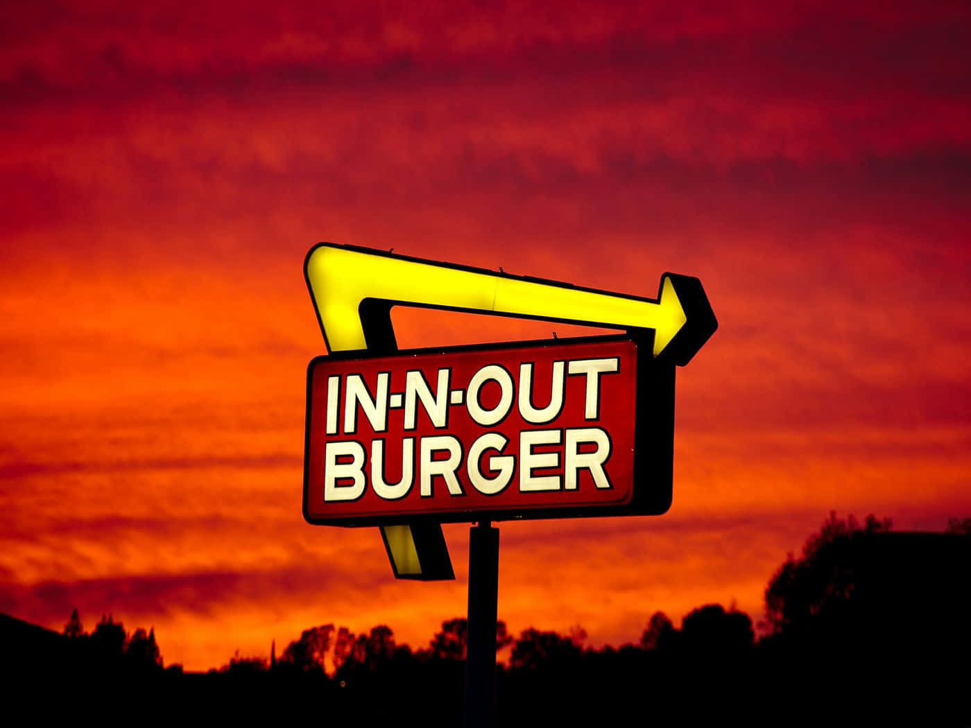 Nyd lækre burgere og pomfritter på In-N-Out! Wallpaper