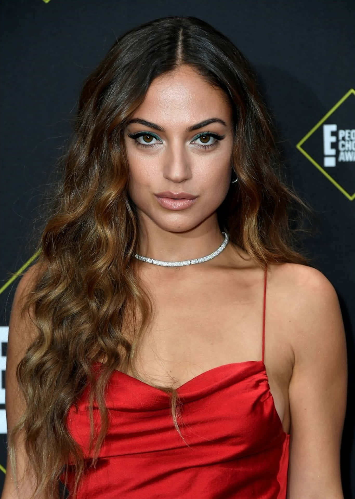 Inanna Sarkis Red Dress Event Wallpaper