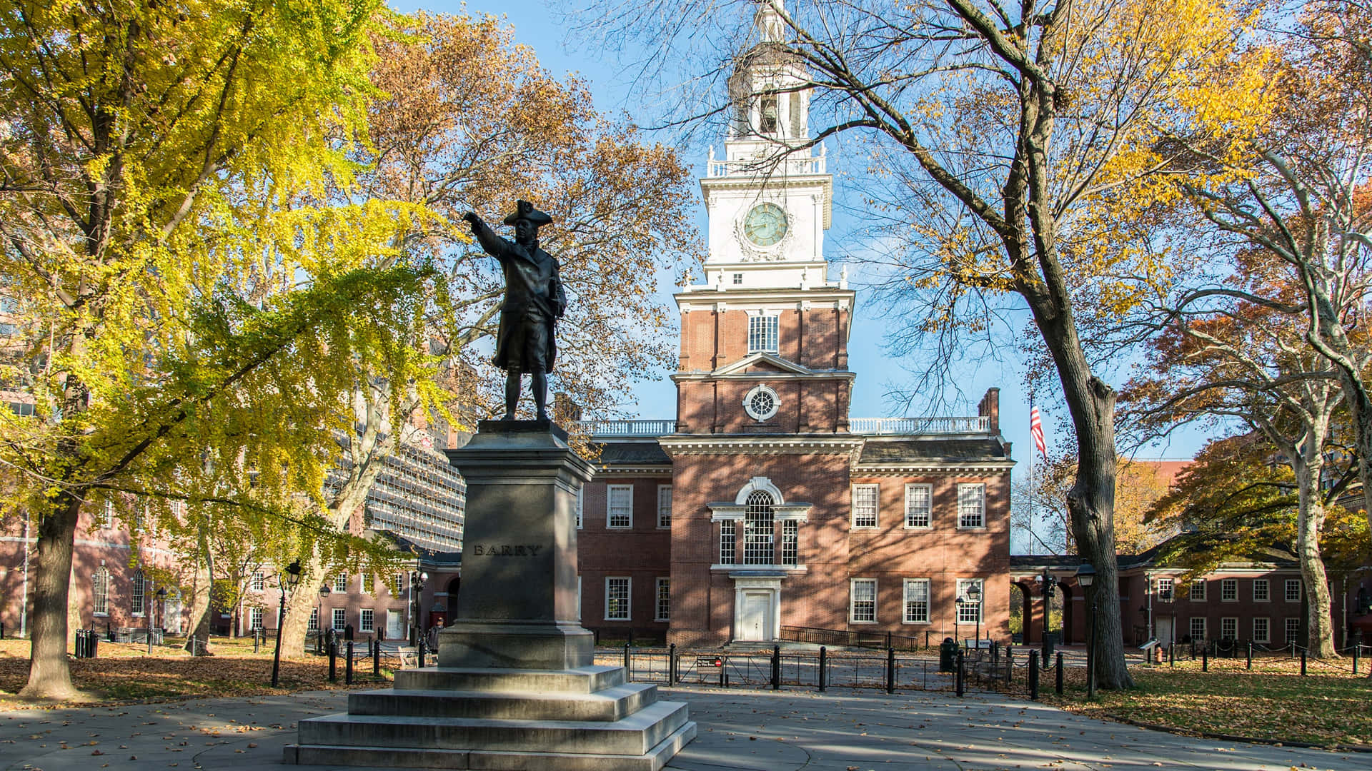 Independence Hall Statue Autumn Wallpaper