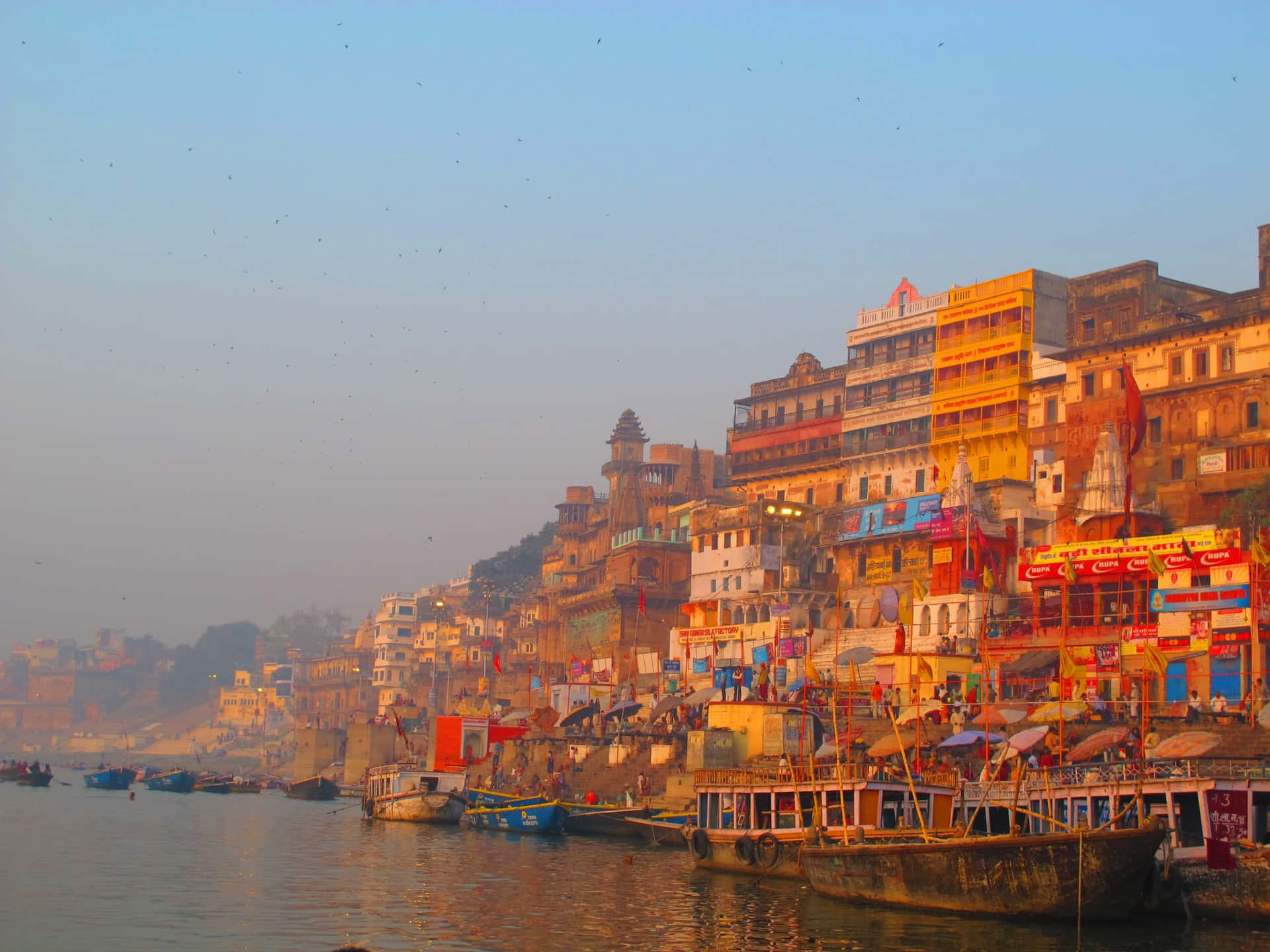 Colorful India - Experience The Incredible Vibrancy
