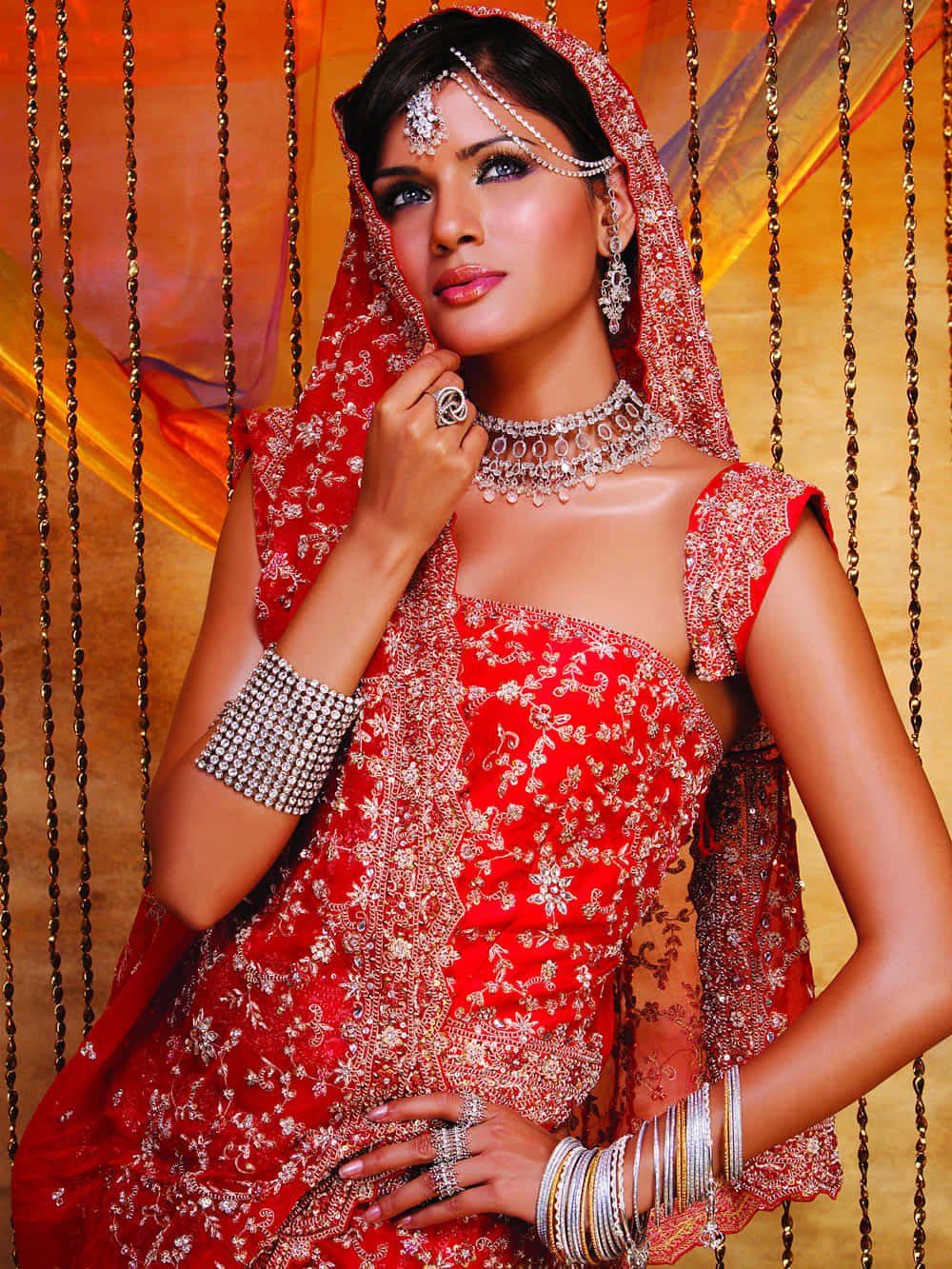 Indian Bride Red Simple Dress Picture