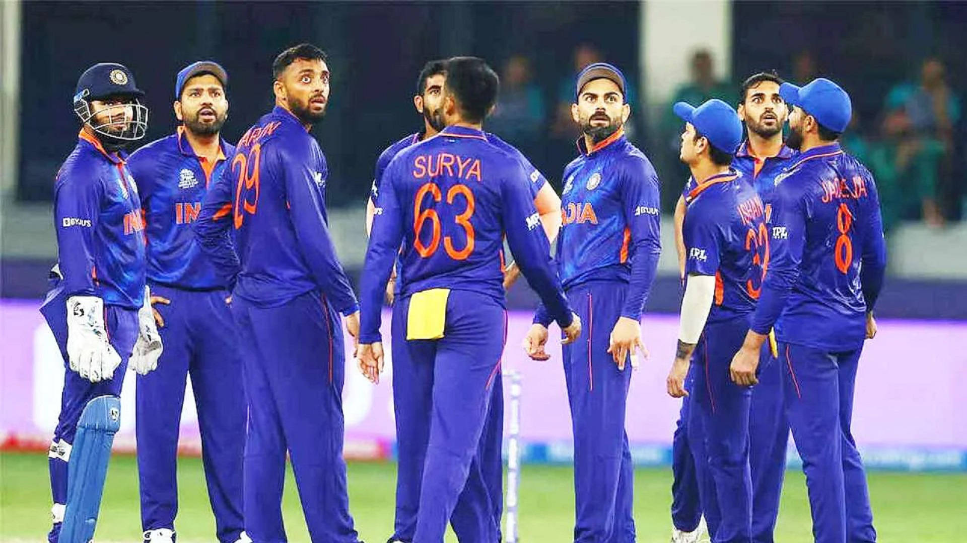 Download Indian Cricket Team Huddle Wallpaper 