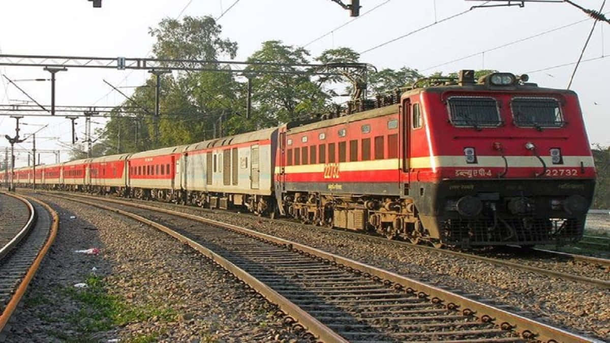 Trenidelle Ferrovie Indiane Che Attraversano Il Paese.