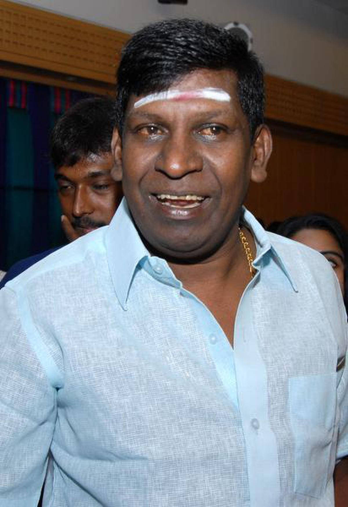 Indian Singer Vadivelu With Gold Necklace Background