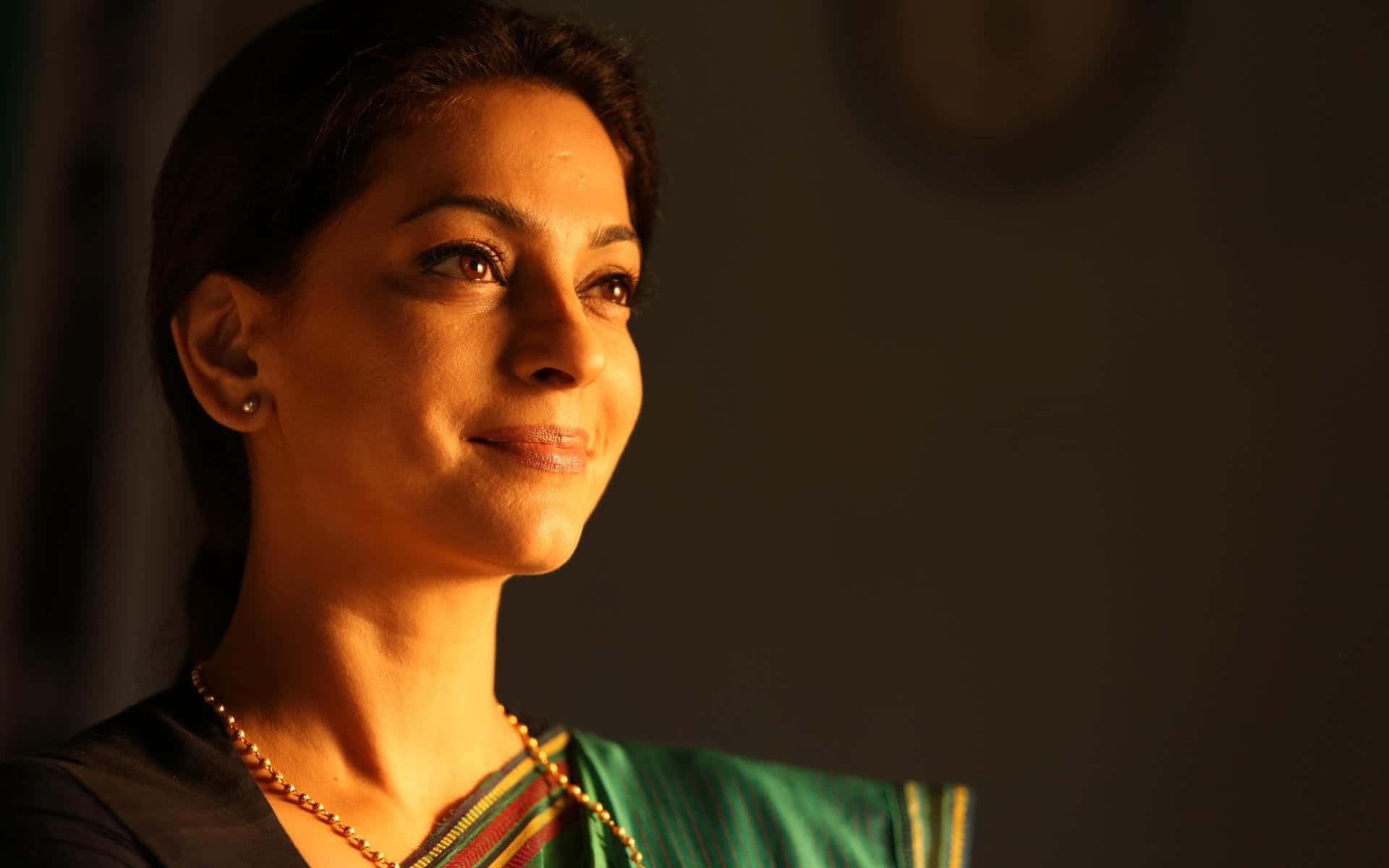 1920px x 1200px - Download Indian Woman And Actress Juhi Chawla Gulaab Gang Still Wallpaper |  Wallpapers.com