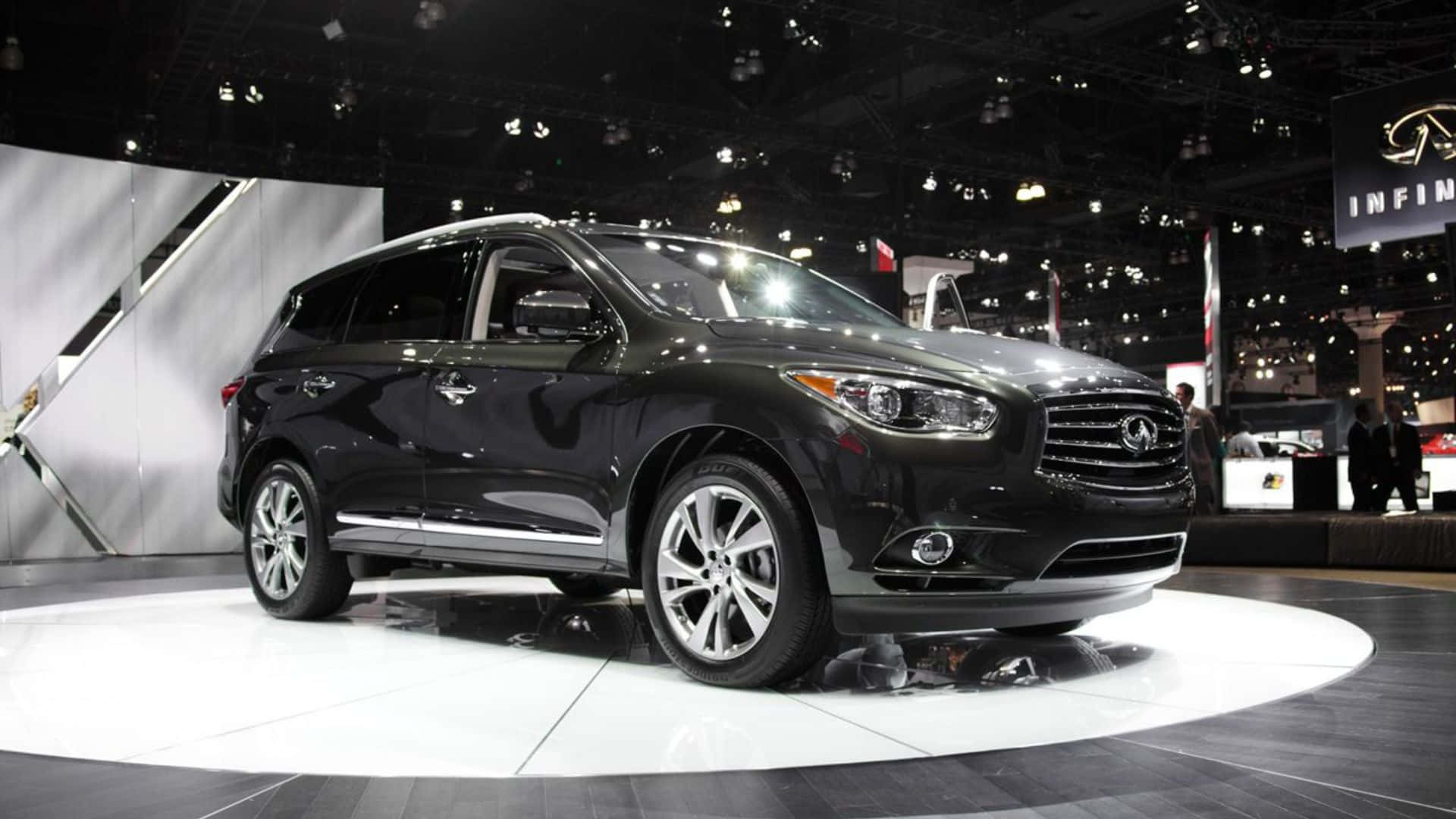 Sleek 2013 Infiniti JX35 Luxury Crossover SUV Wallpaper