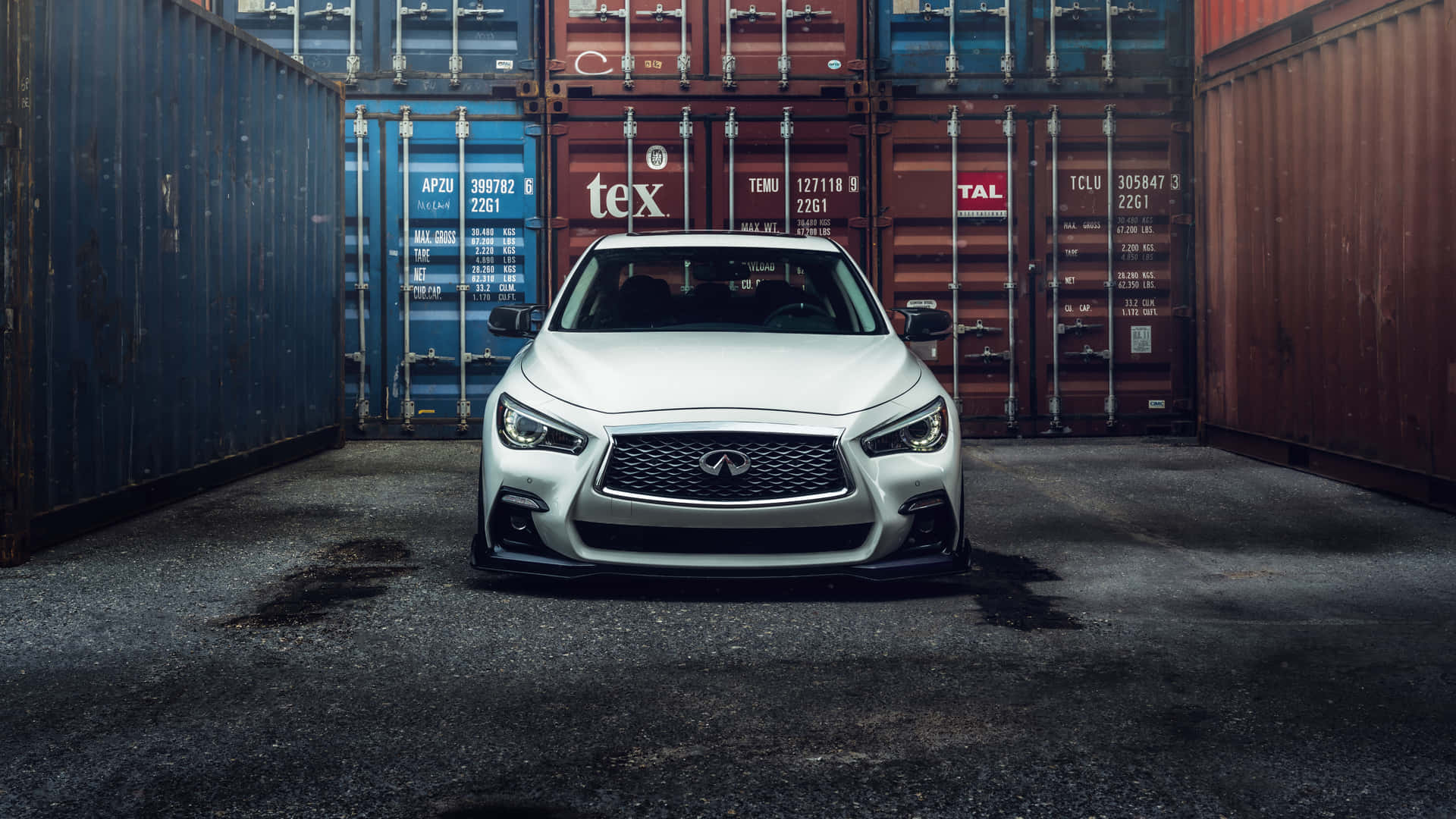 The Infiniti Qx50 Parked In A Container Wallpaper