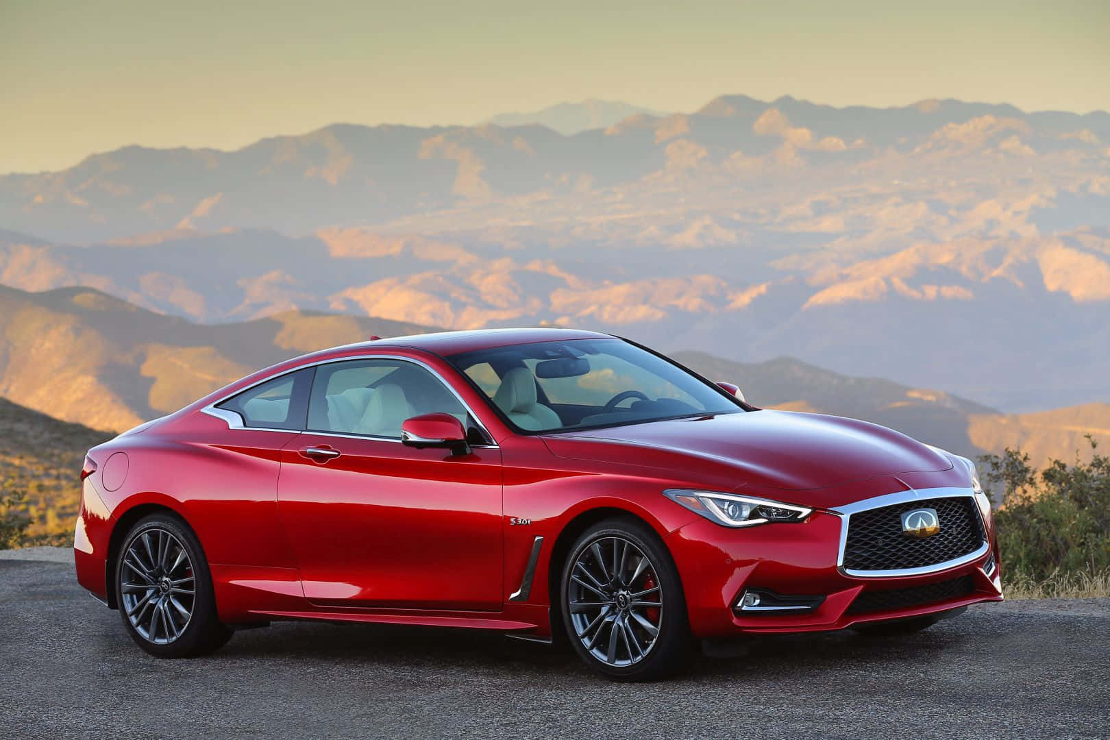 Sleek and Sophisticated Infiniti Q60 Wallpaper