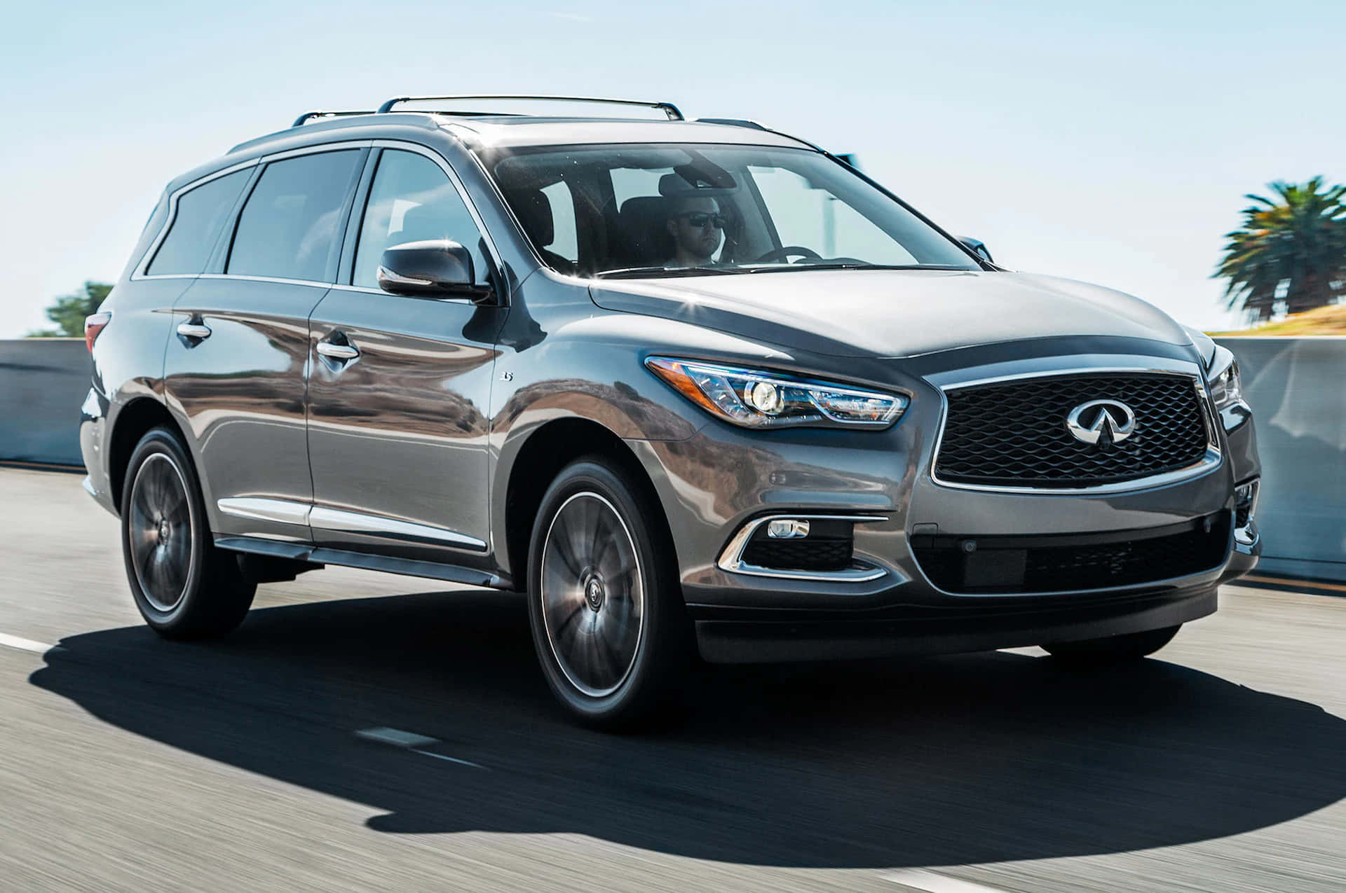 Sleek and Luxurious Infiniti QX60 Wallpaper