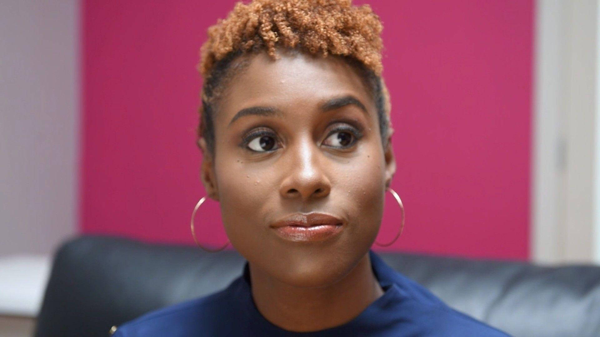 Insecure Creator Issa Rae Sitting Wallpaper