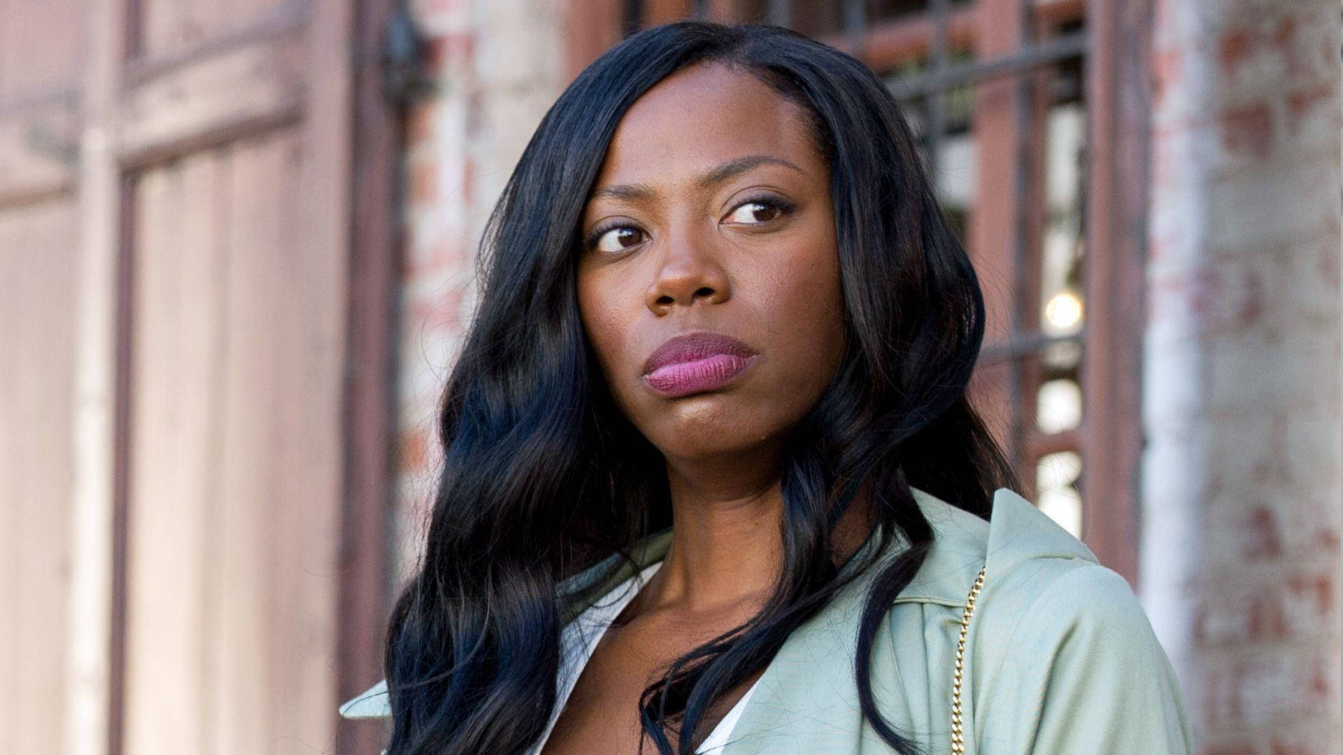 Insecure Series Actress Yvonne Orji Wallpaper