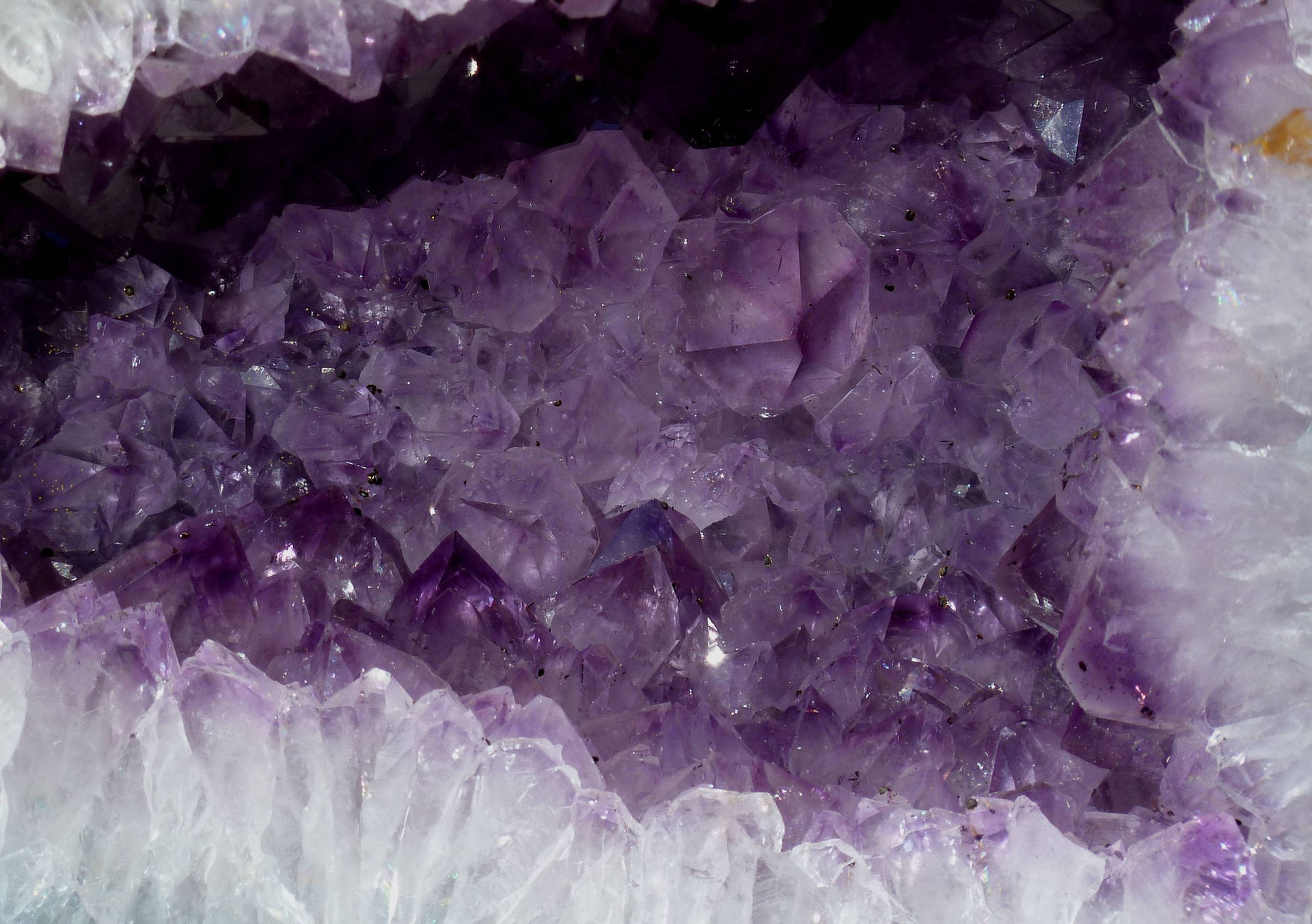 Inside An Amethyst Geode Wallpaper