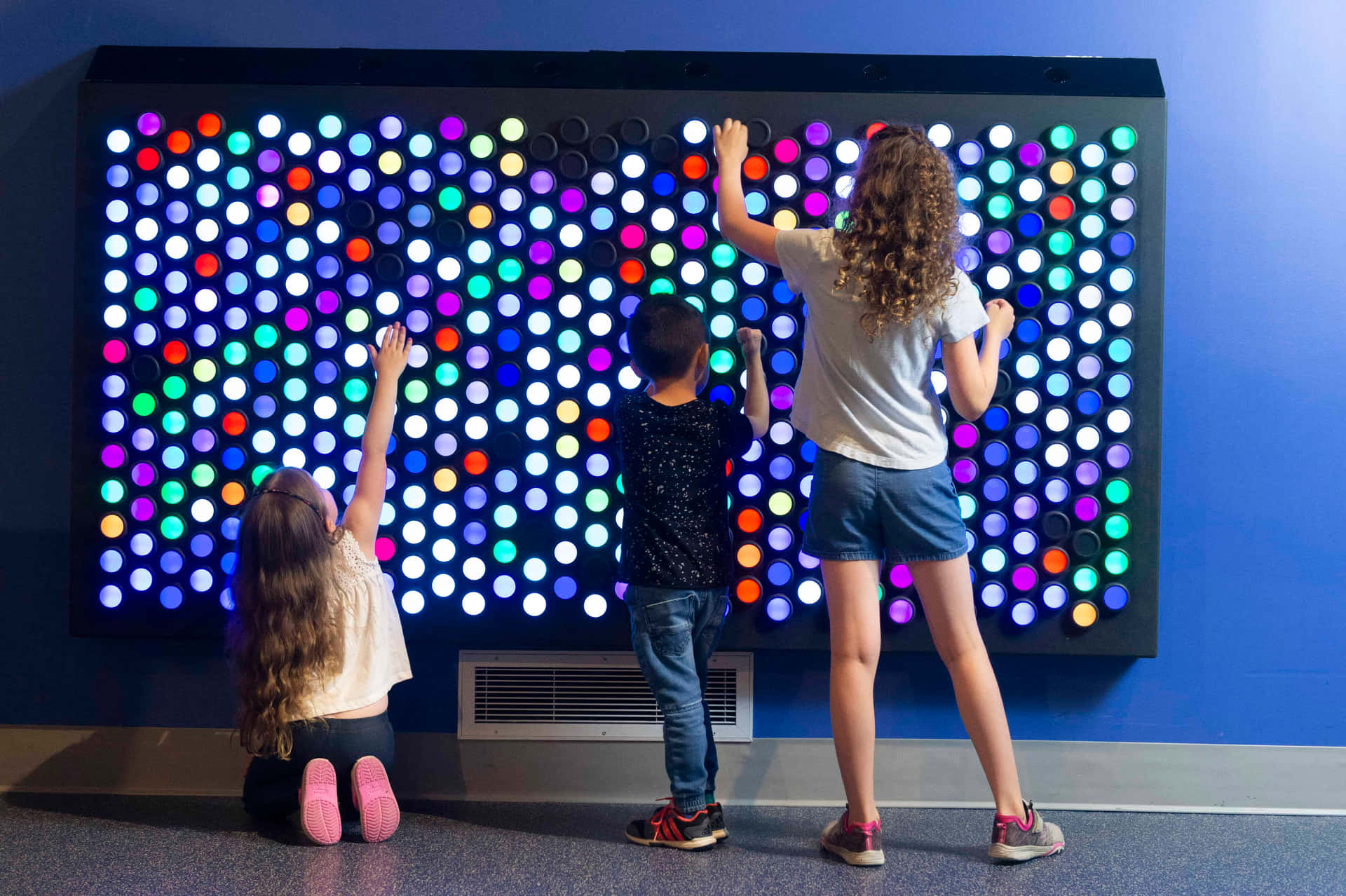 Interactive Light Board Activity Ontario Science Centre Wallpaper