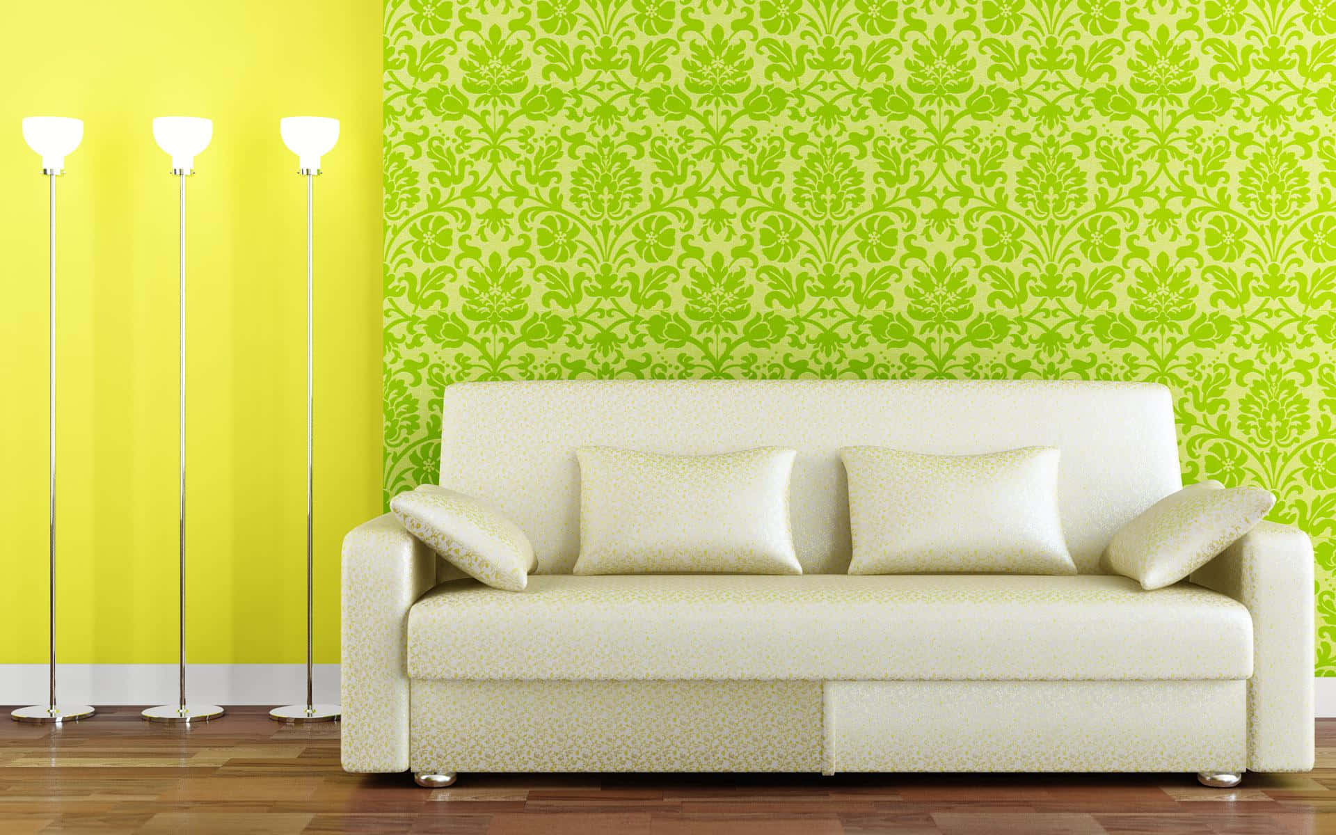 Einweißes Sofa In Einem Raum Mit Einer Gelben Wand.