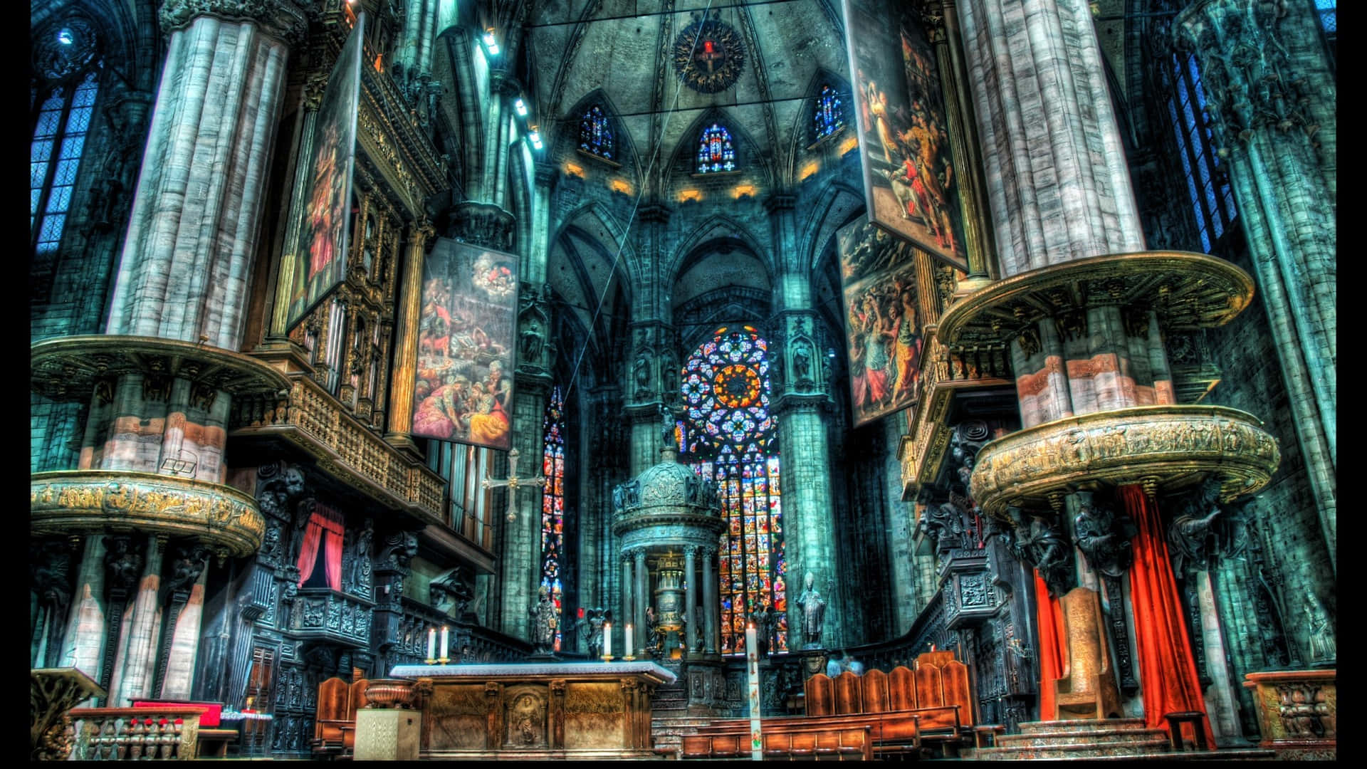 Interior Design Of Milan Cathedral Wallpaper