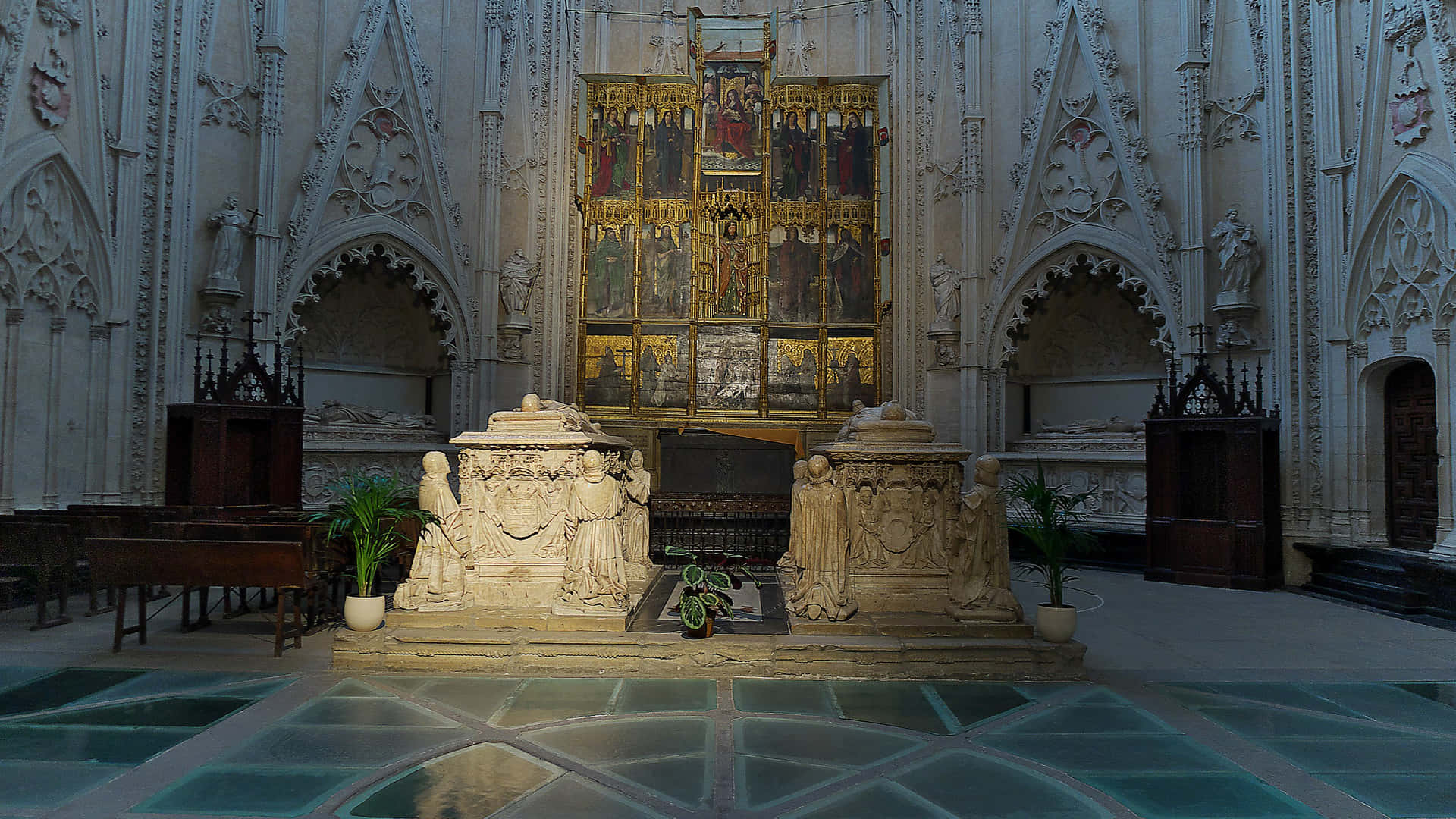 Interiorde La Catedral De Toledo Fondo de pantalla