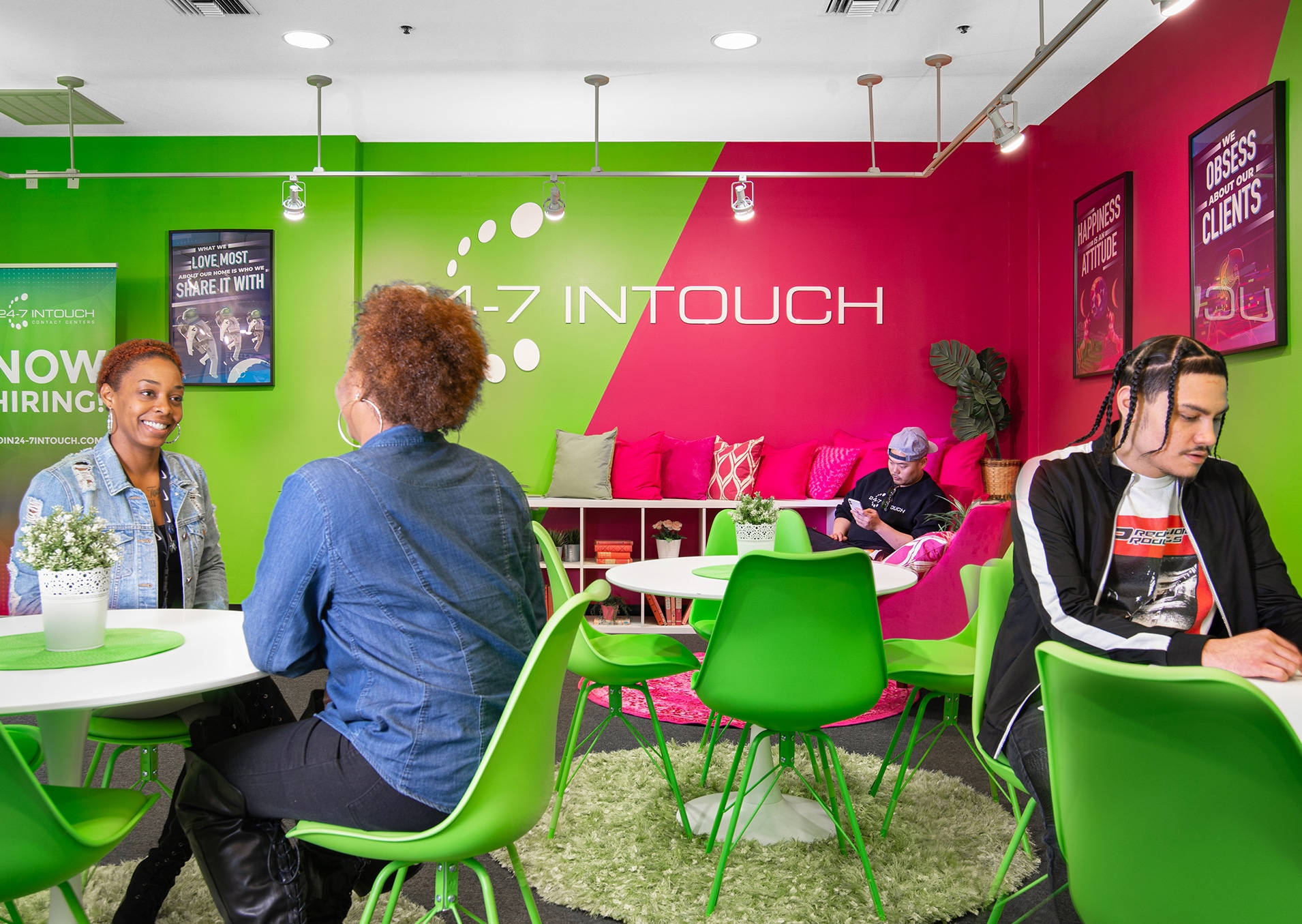 Intouch Available Cafeteria Wallpaper