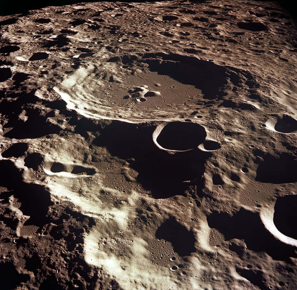 Détails Intriqués Des Cratères Lunaires Fond d'écran