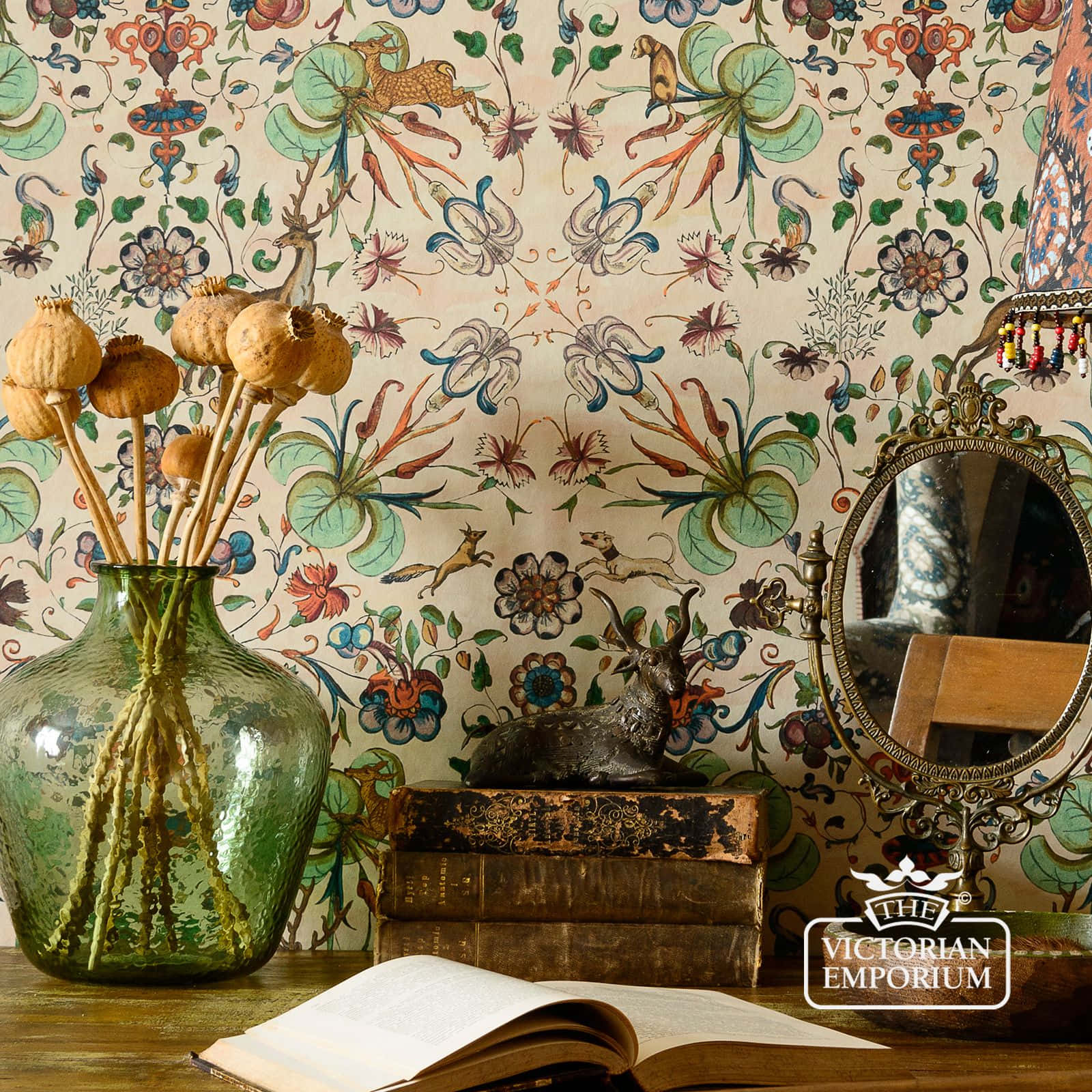 Intricate Flower Vase [wallpaper] Wallpaper