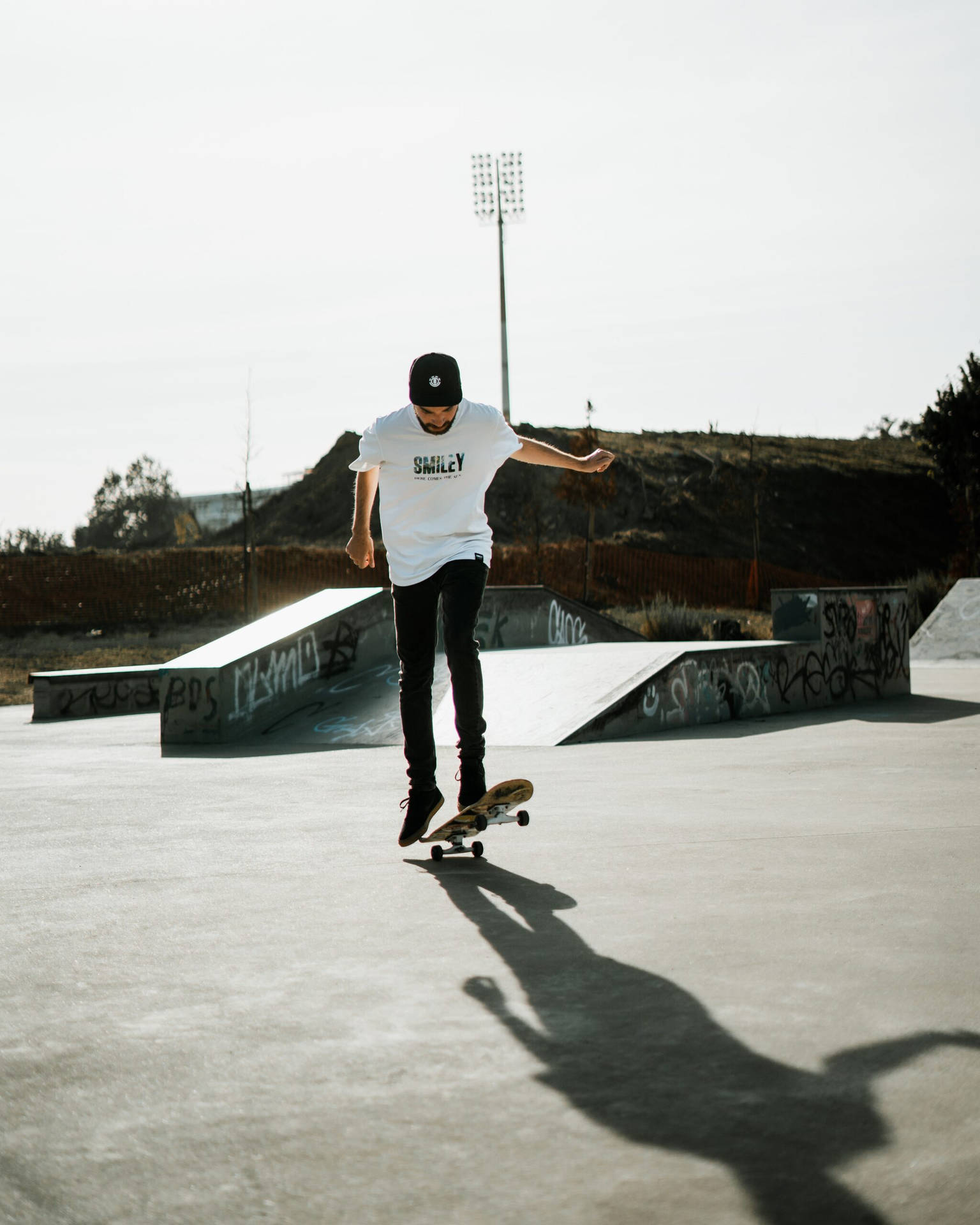 Inward Heelflip Skateboarding Wallpaper
