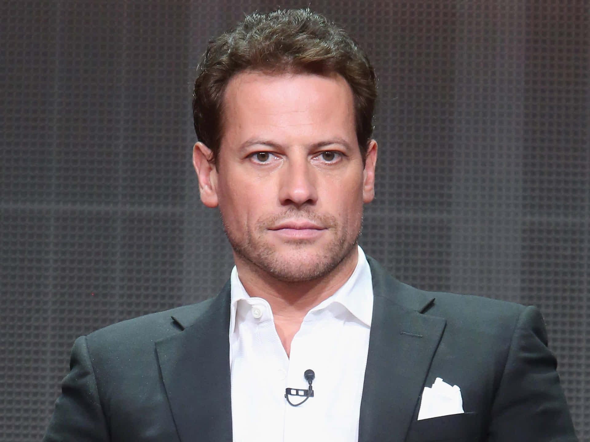 Ioan Gruffudd 2048 X 1536 Bakgrunnsbildet