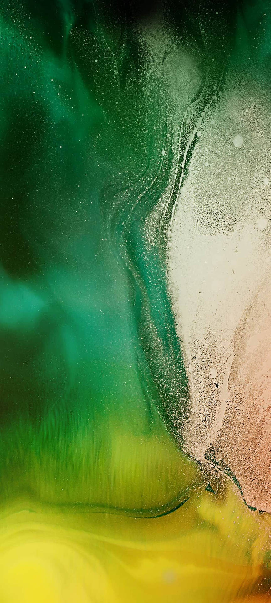 Ios 15 Green And Gold Glitters Wallpaper