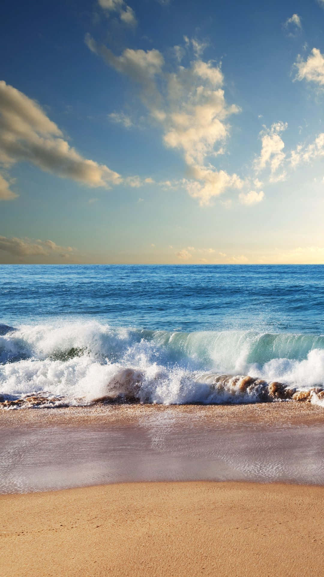 Falaaí! Qual É A Tua Opinião Sobre O Ios Beach Blue Ocean Como Papel De Parede Para O Teu Computador Ou Celular? Eu Acho Que Fica Incrível E Bem Relaxante! Papel de Parede