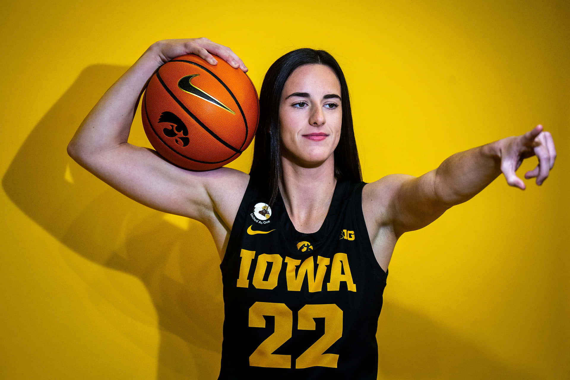 Iowa Basketball Player Caitlin Clark22 Wallpaper