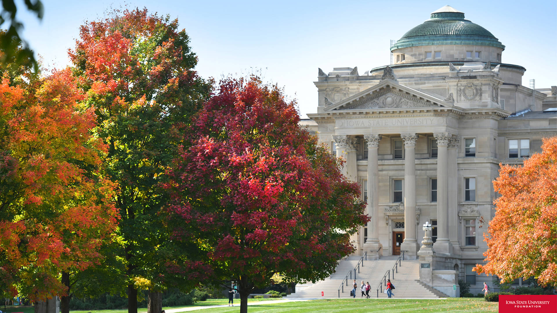 Iowa State University Start Of Autumn Wallpaper