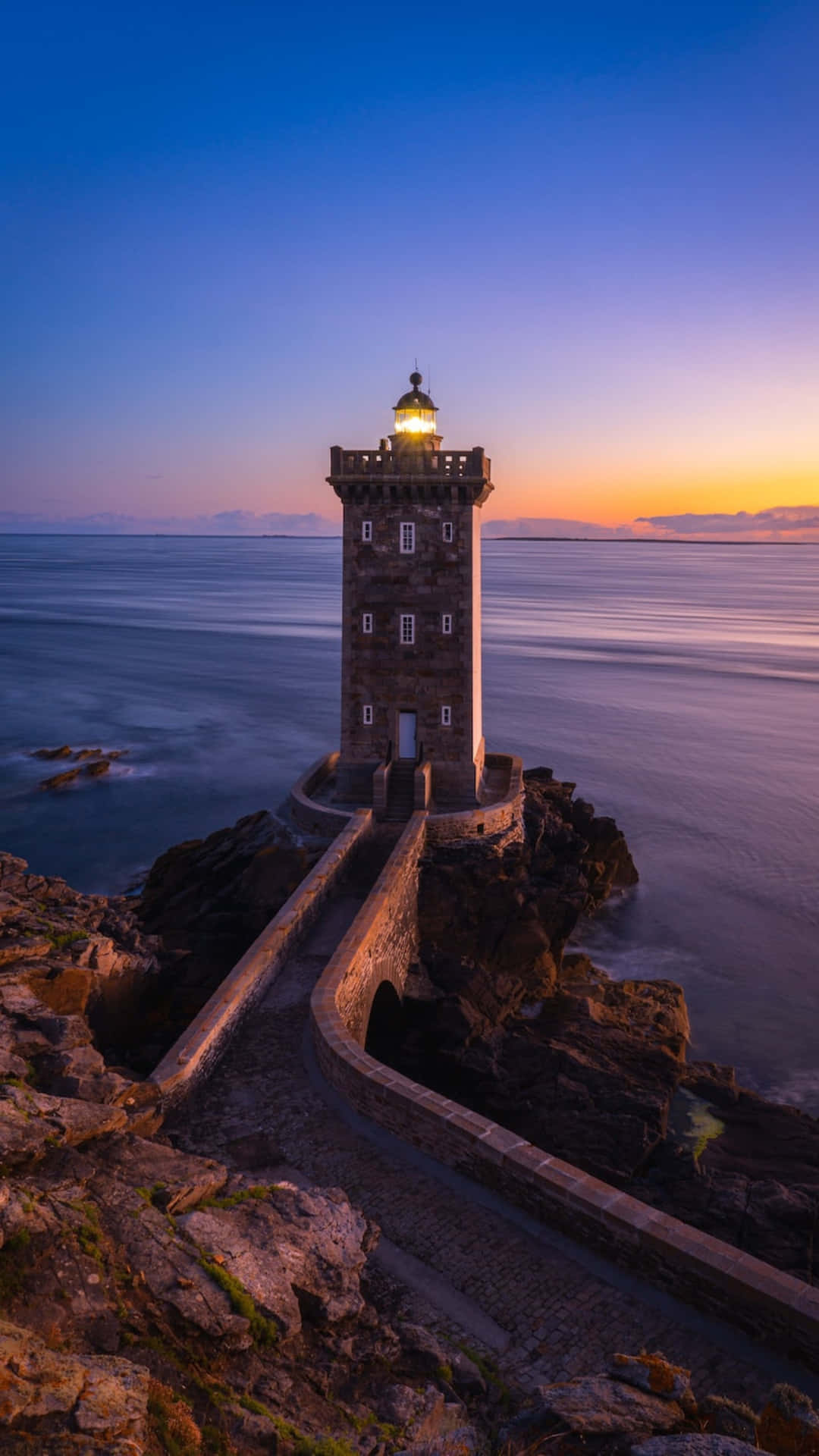 Foto De Faro Capturada Con Iphone 17 Pro Fondo de pantalla