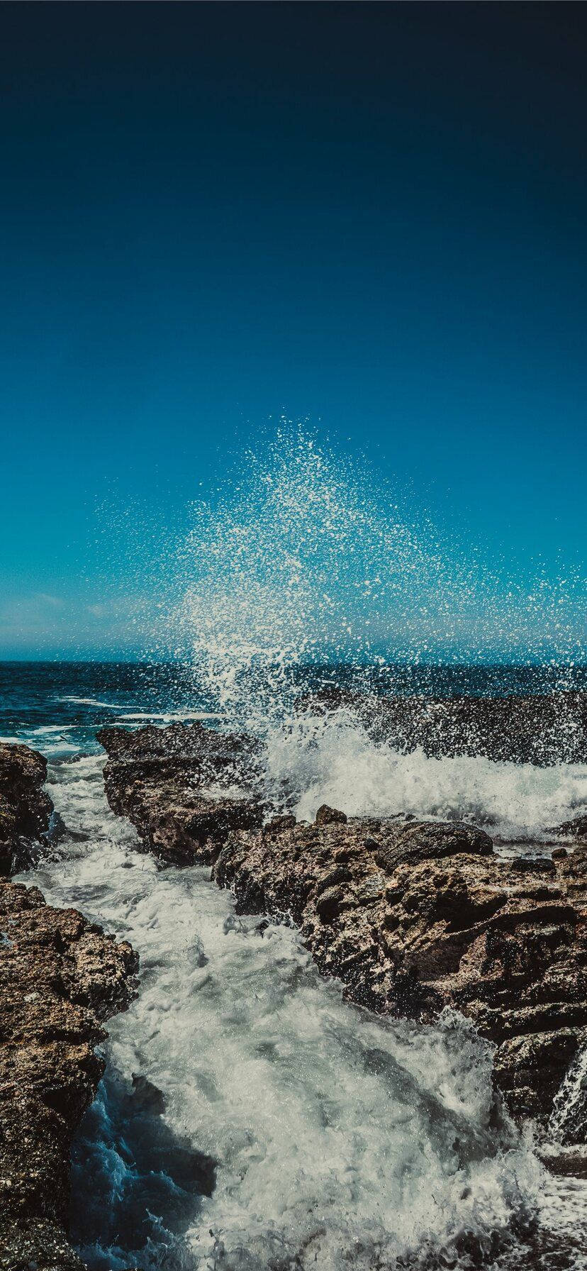 Iphone 4k Beach Waves Crashing Rocks