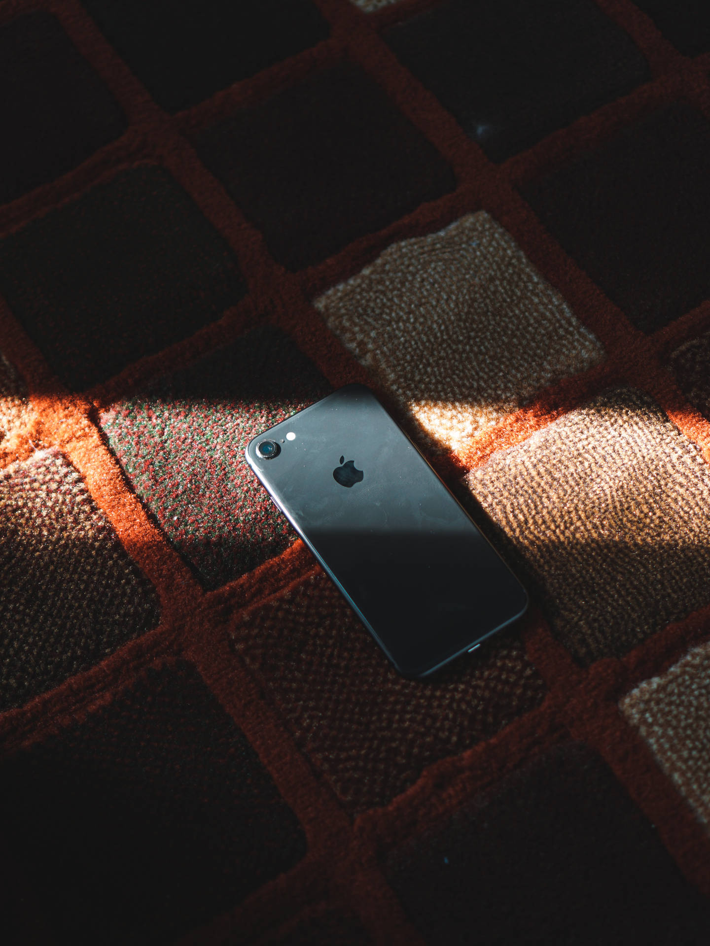 Iphone 8 Shadows Wallpaper