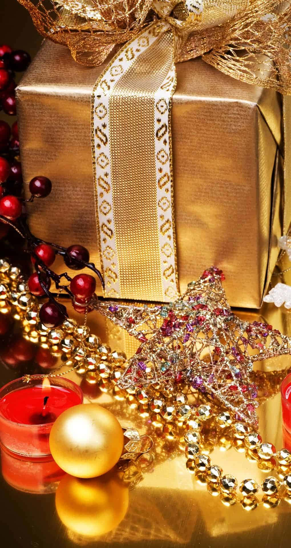 Iphone Christmas Aesthetic Gold Presents Wallpaper