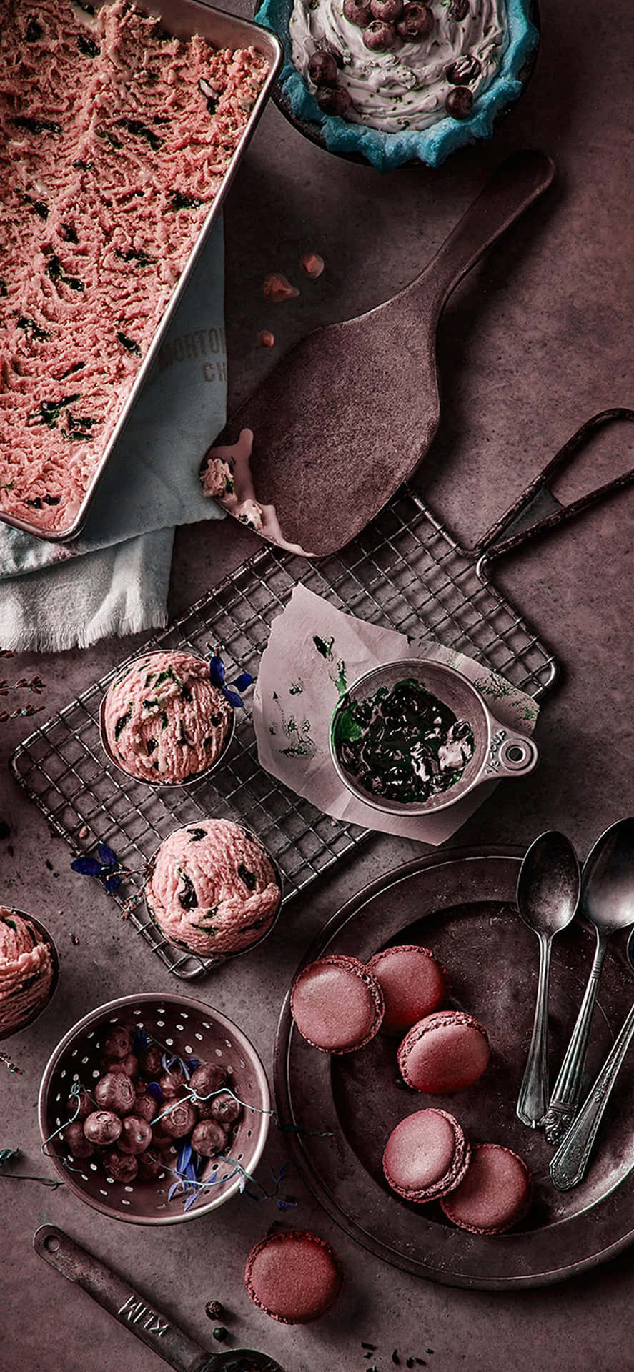 En frisklavet jordbær ostekage er en lækker måde at imødekomme dit søde tand. Wallpaper