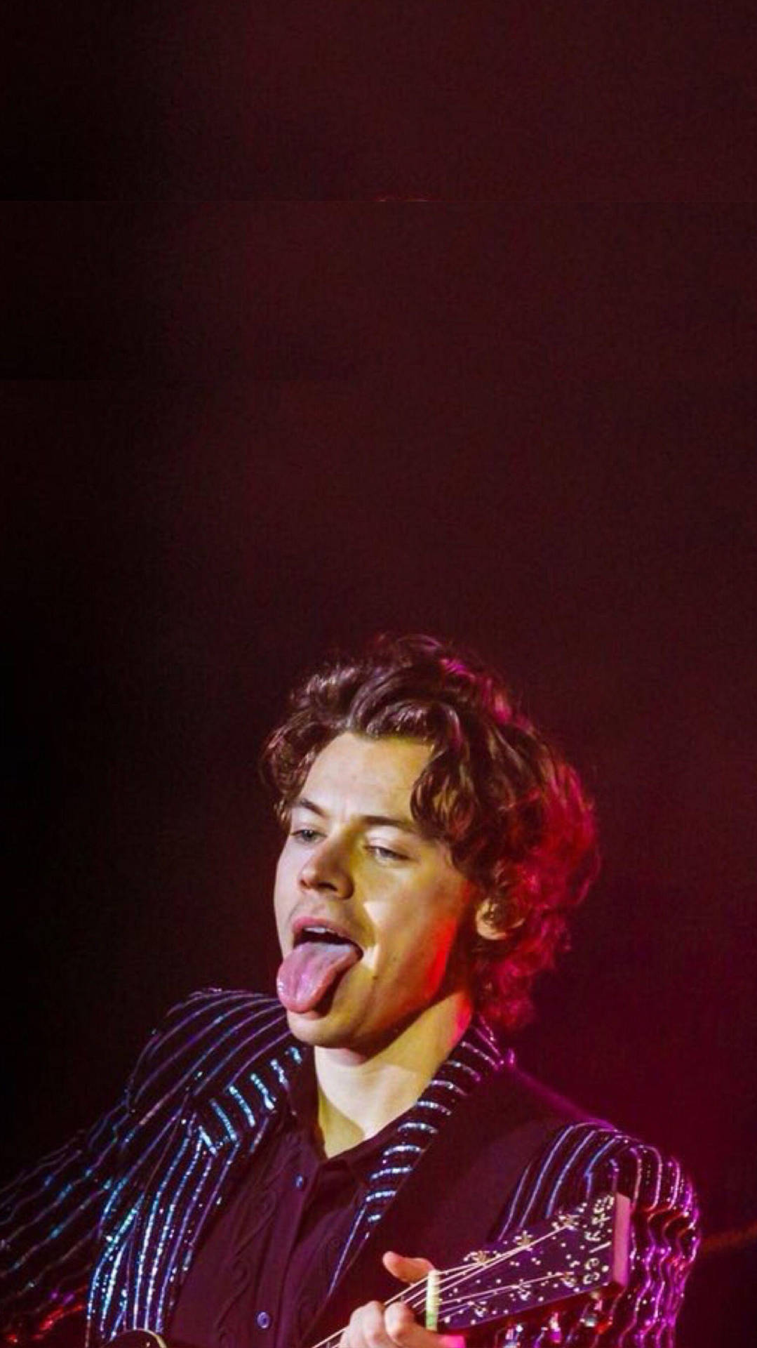 Iphone Harry Styles Sticking Out His Tongue Wallpaper
